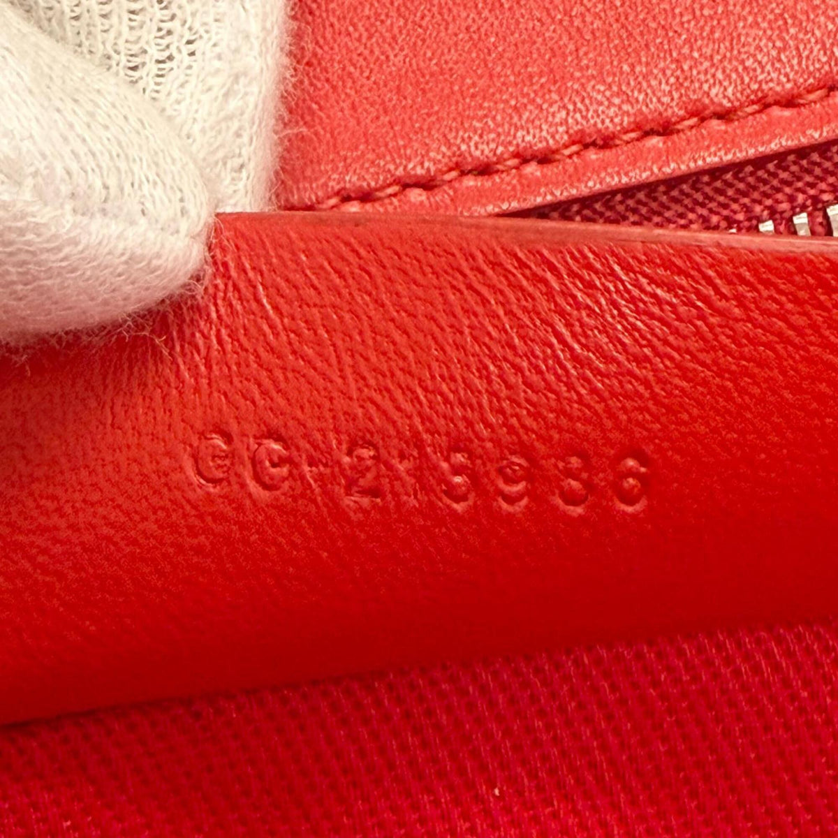 Salvatore Ferragamo Red Color Leather Tote Bag (Pre-Owned)