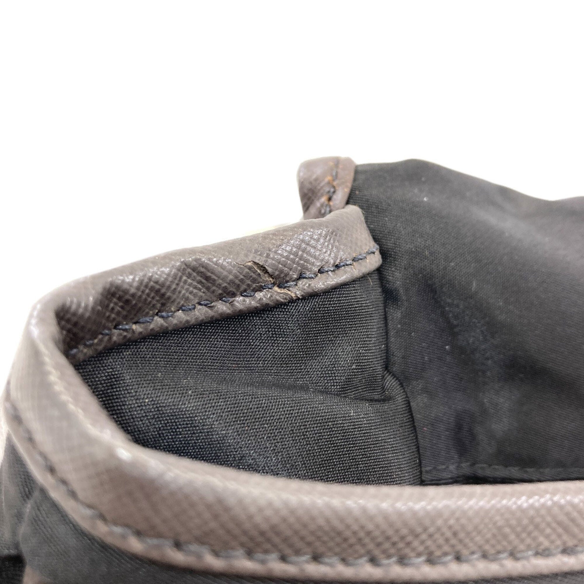 Prada Black Nylon Shoulder Bag (Pre-Owned)