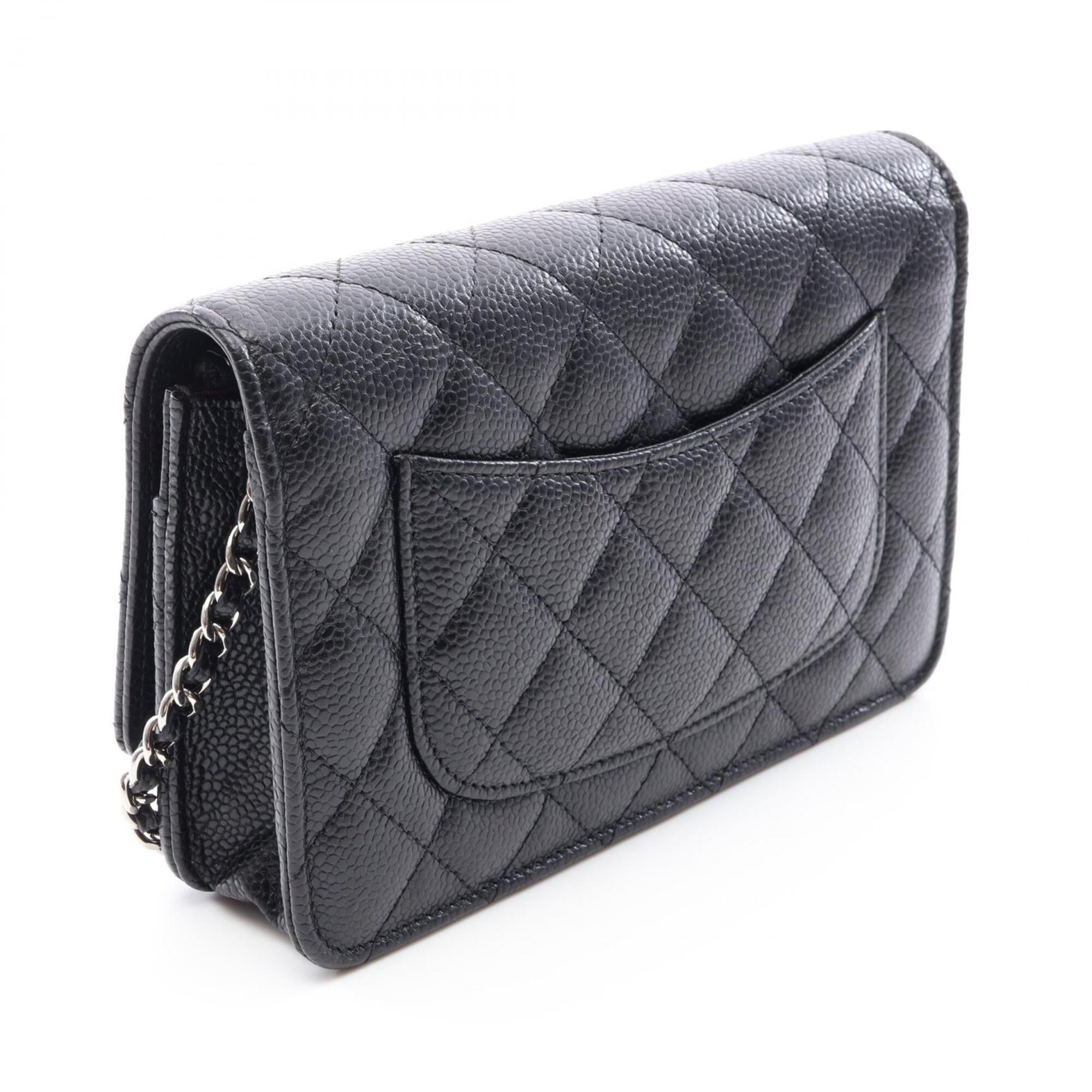 Chanel Black Grained Calfskin Handbag Shoulder Bag (Pre-Owned)