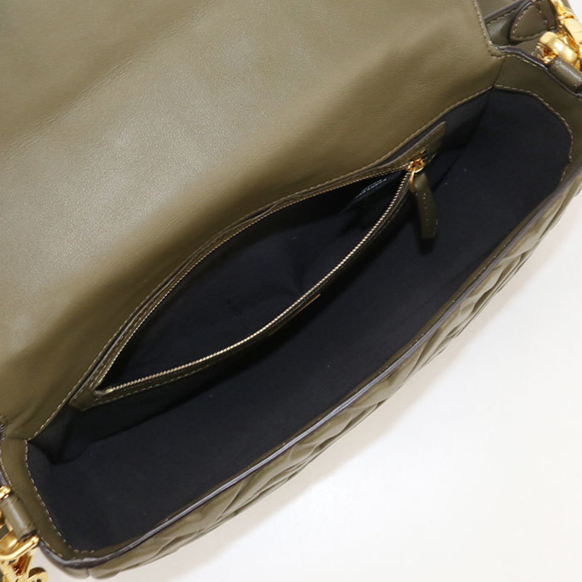 Fendi Khaki Leather Handbag (Pre-Owned)