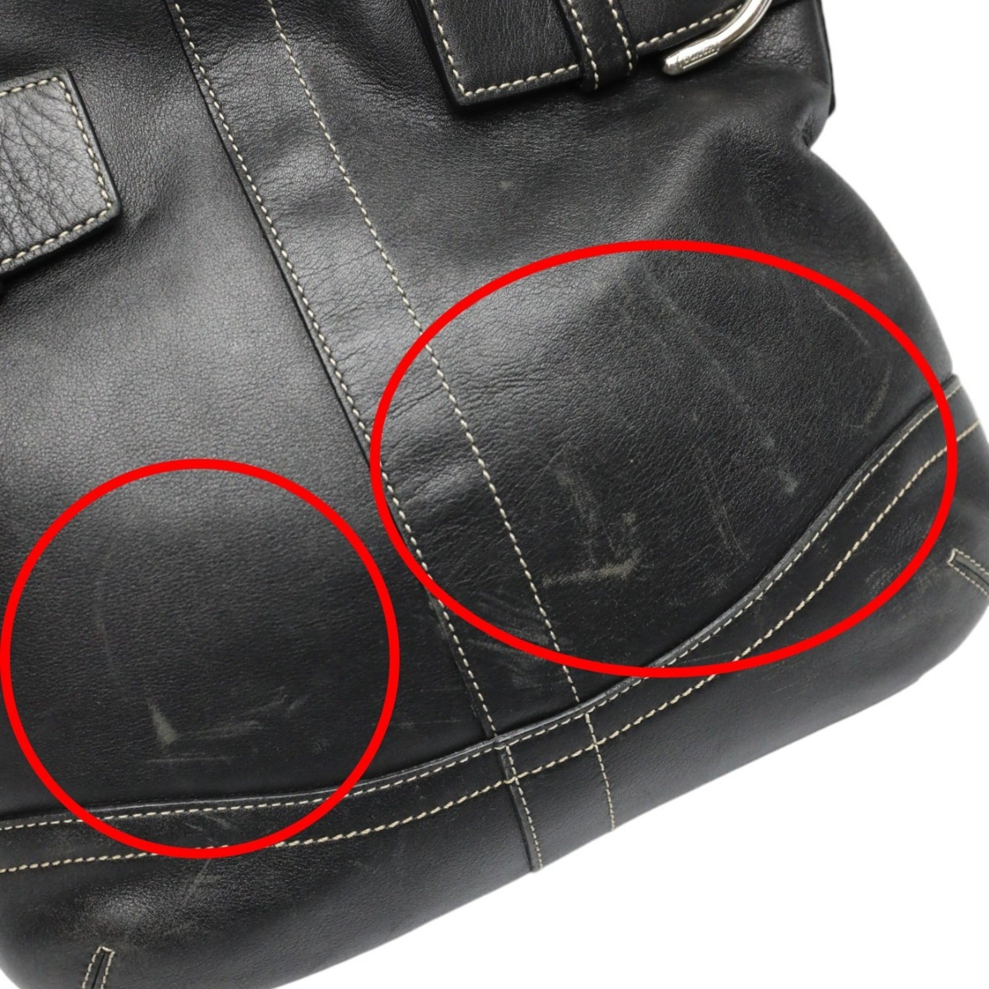 Coach Black Leather Shoulder Bag (Pre-Owned)