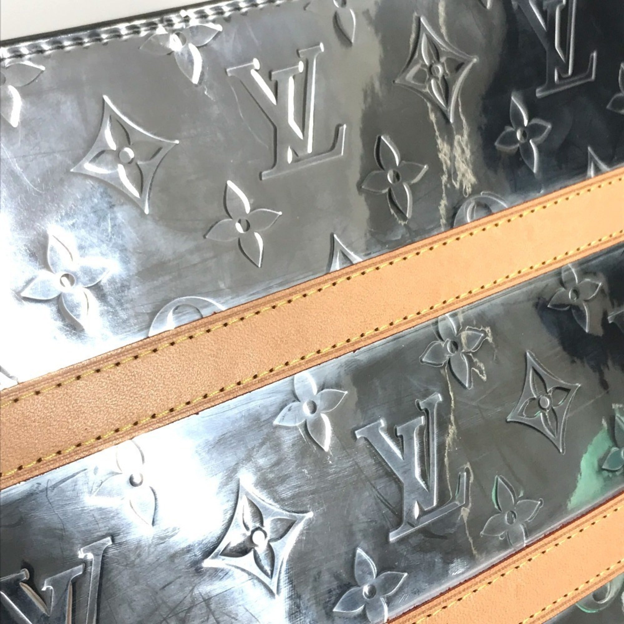 Louis Vuitton Silver Leather Clutch Bag Handbag Pochette Pouch (Pre-Owned)