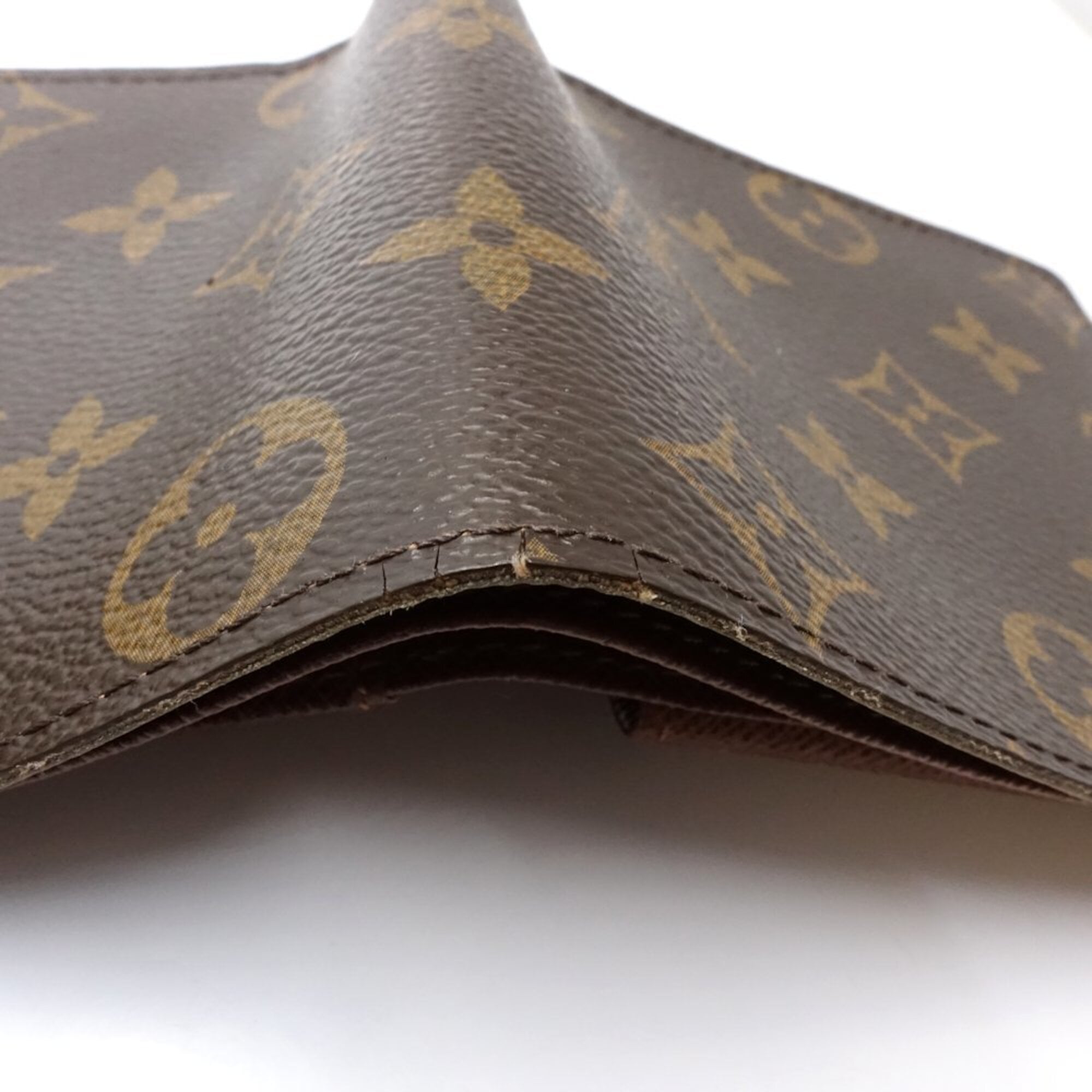 Louis Vuitton Brown Monogram Canvas Wallet (Bi-Fold) (Pre-Owned)