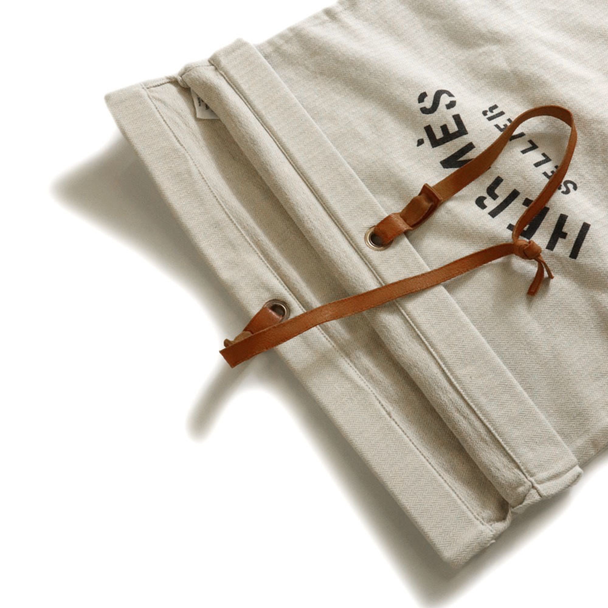 Hermes Ivory Toile H Pouch (Pre-Owned)
