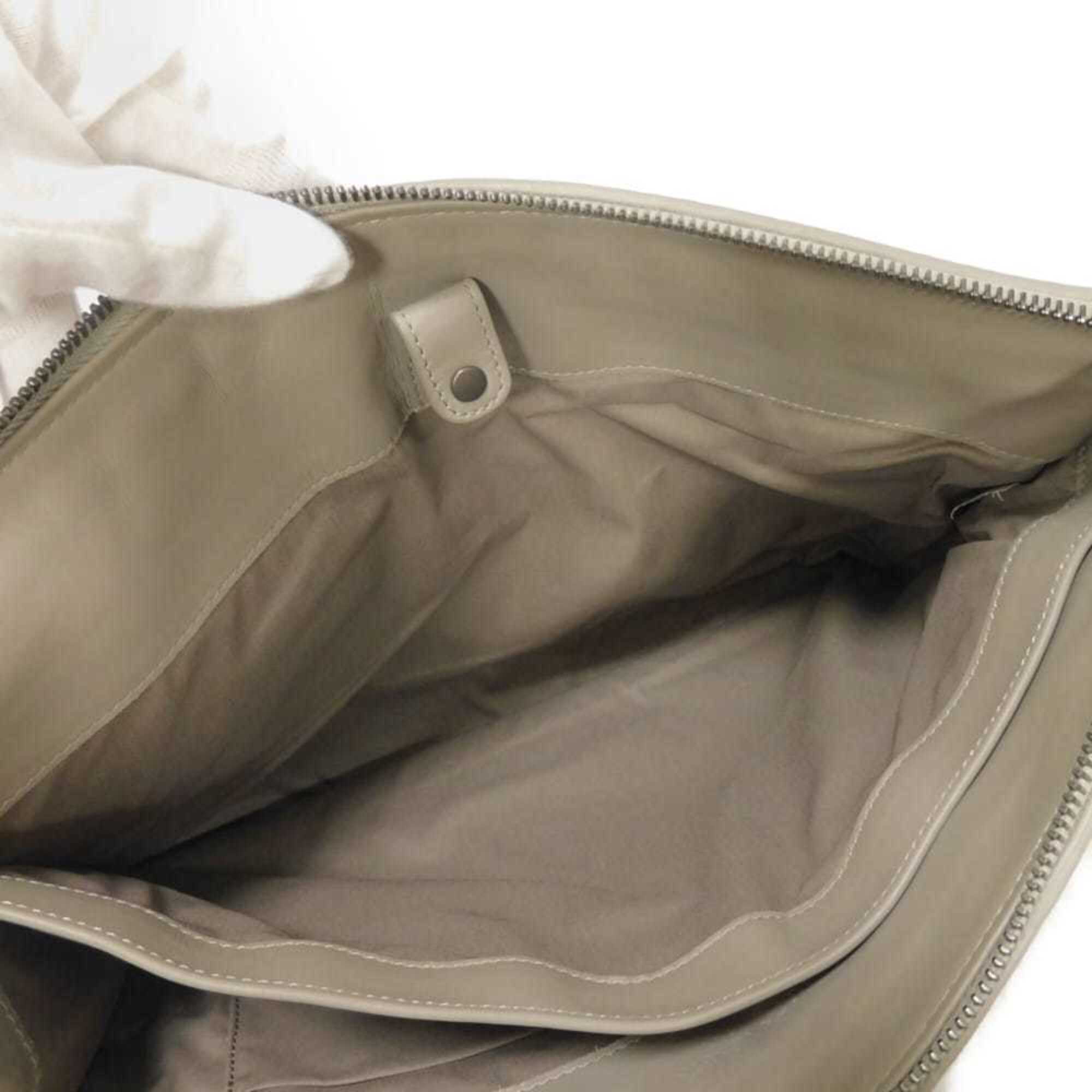 Bottega Veneta Gray Leather Clutch Bag (Pre-Owned)