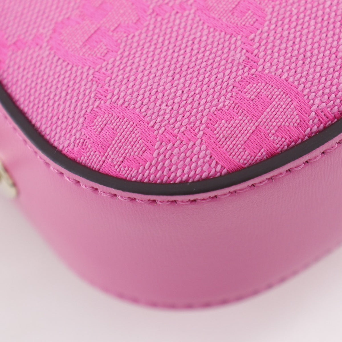 Gucci Pink Gg Canvas Shoulder Bag (Pre-Owned)