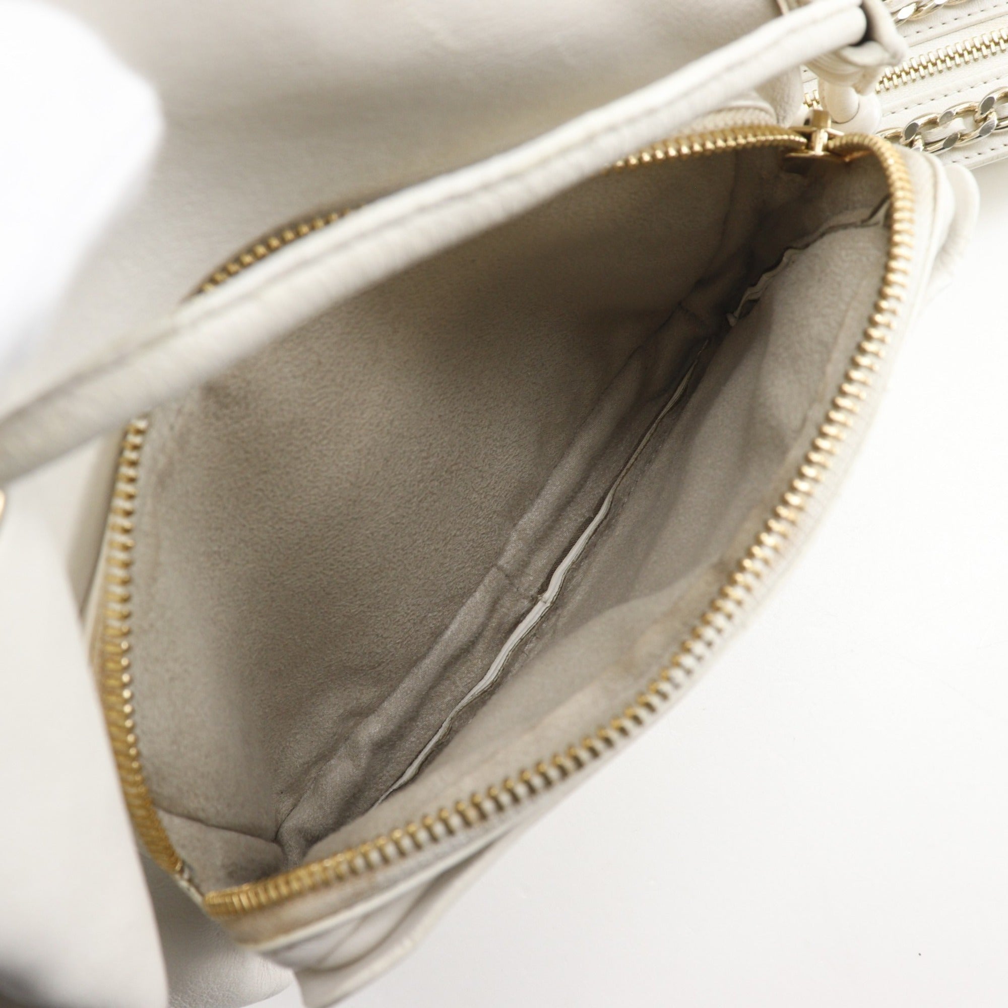 Jimmy Choo White Leather Handbag (Pre-Owned)