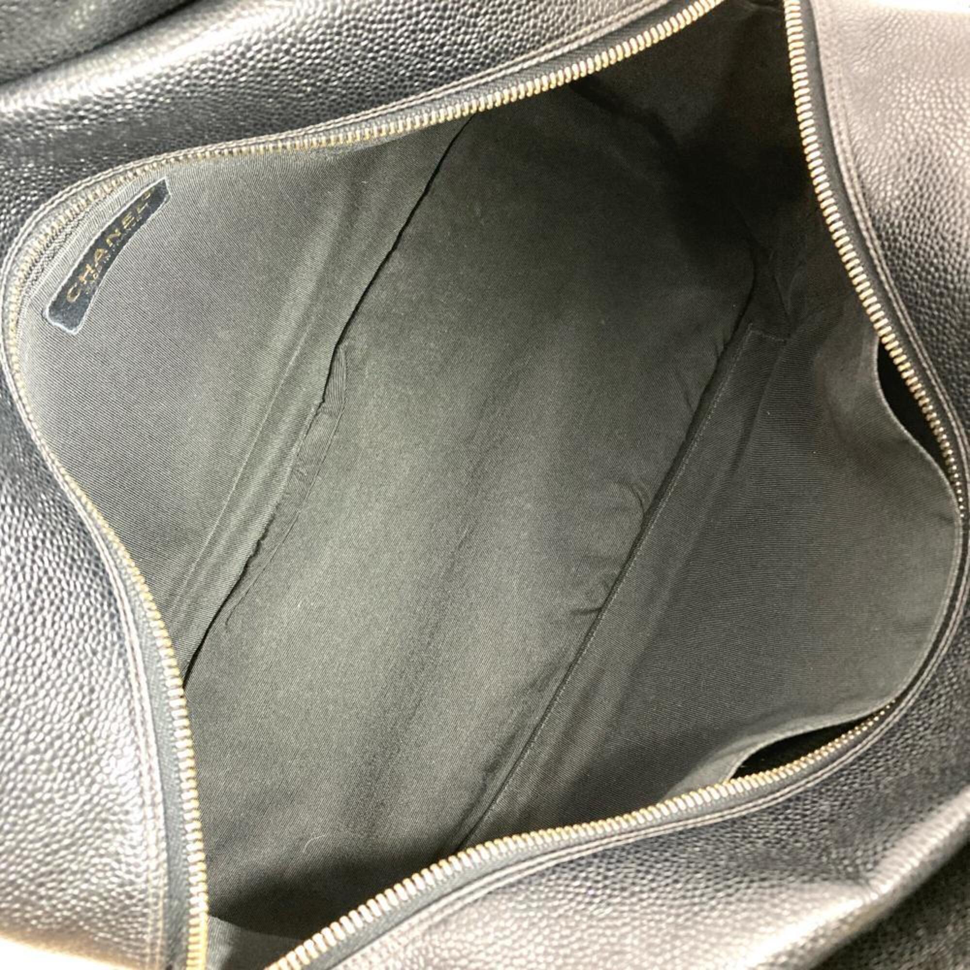 Chanel Black Grained Calfskin Shoulder Bag (Pre-Owned)