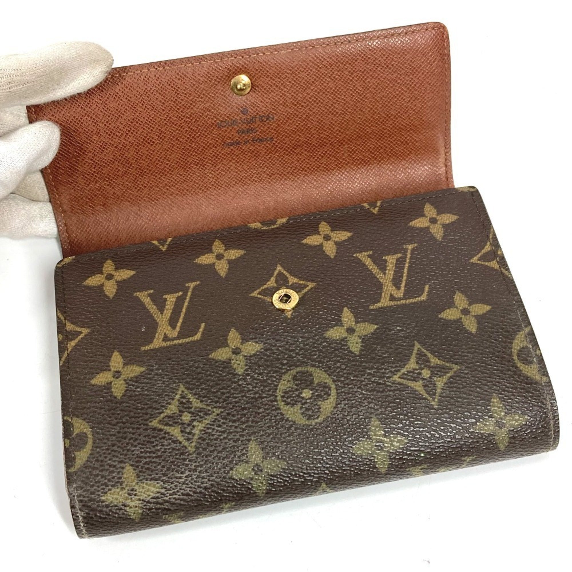 Louis Vuitton Monogram Brown Monogram Wallet (Tri-Fold) (Pre-Owned)