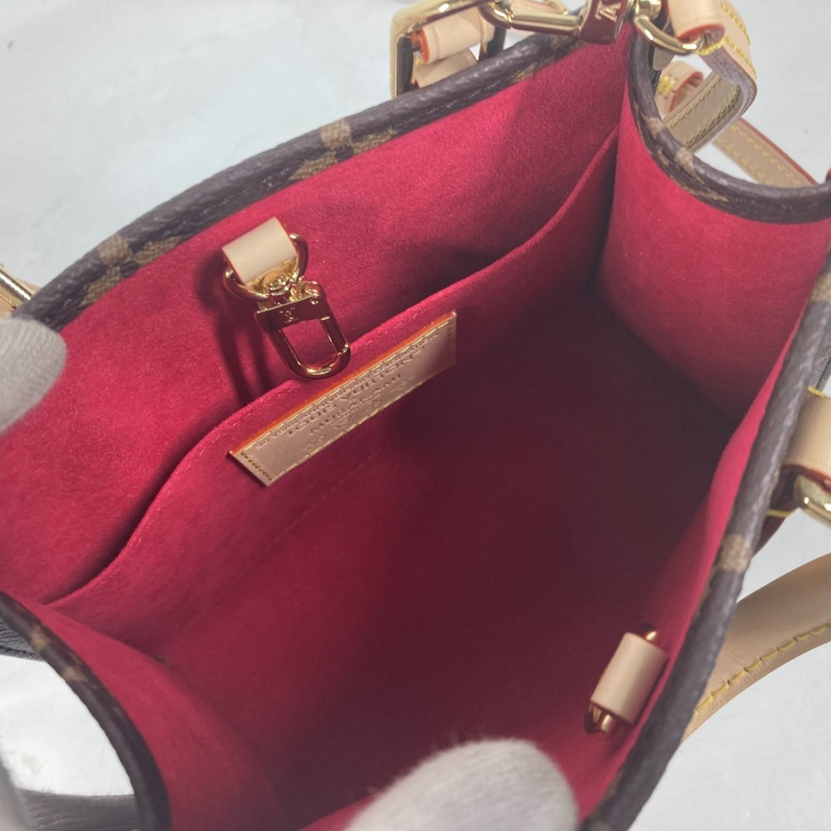 Louis Vuitton Brown Monogram Canvas Handbag (Pre-Owned)