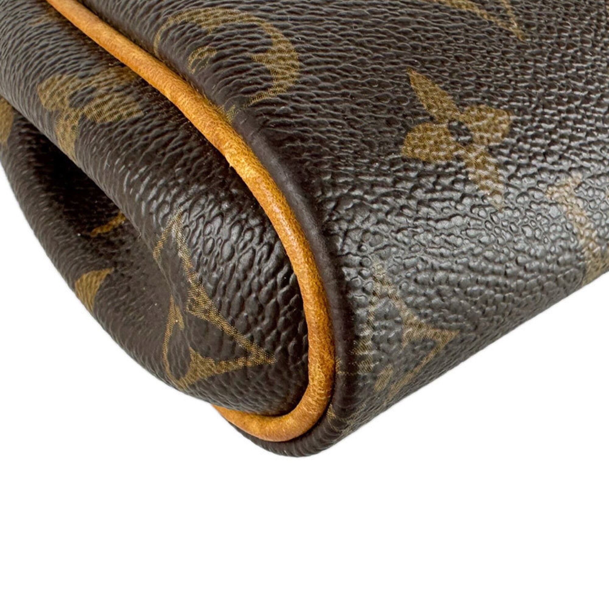 Louis Vuitton Brown Monogram Monogram Shoulder Bag (Pre-Owned)