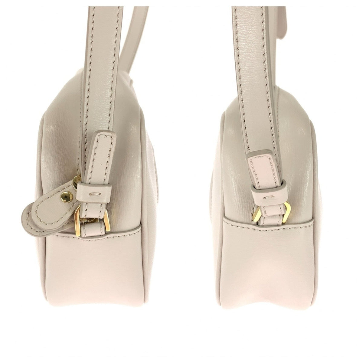Salvatore Ferragamo Beige Pink Beige Leather Pochette Shoulder Bag (Pre-Owned)