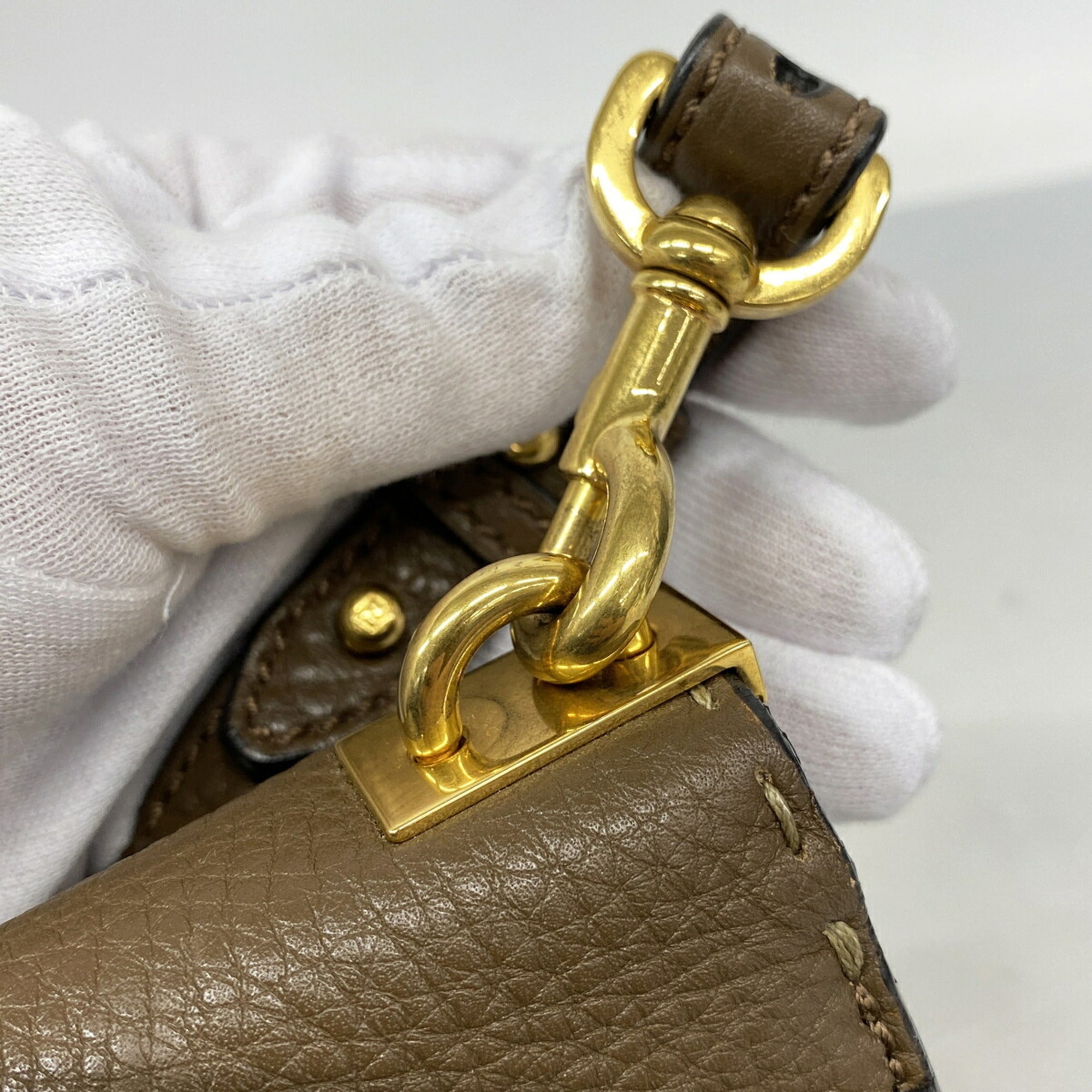 Fendi Brown Leather Shoulder Bag (Pre-Owned)