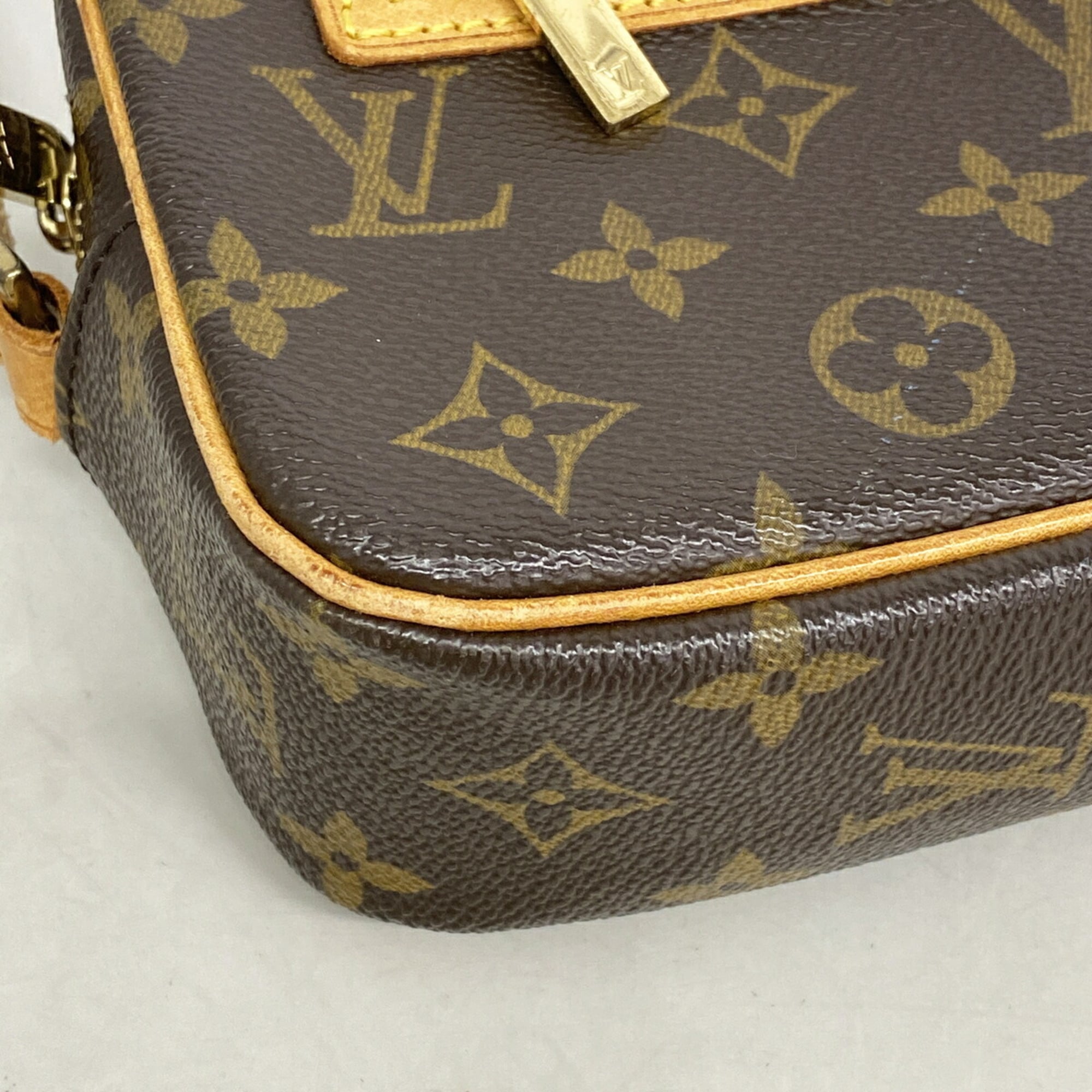 Louis Vuitton Brown Shoulder Bag (Pre-Owned)
