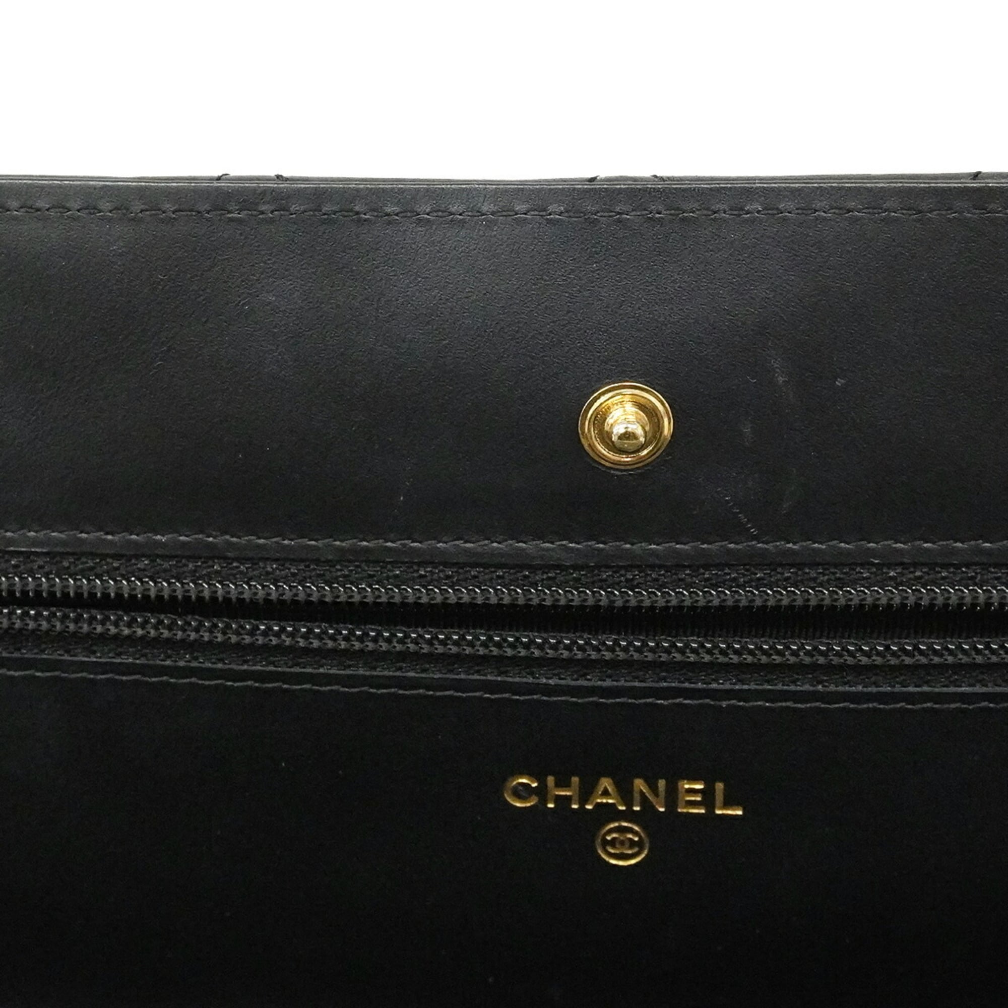 Chanel Black Leather Chain/Shoulder Wallet (Pre-Owned)