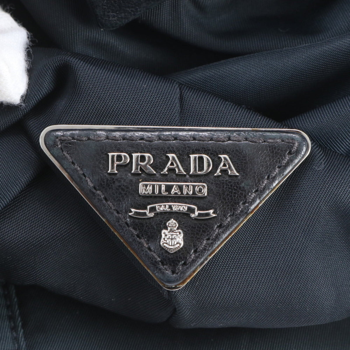 Prada Black Navy Leather Nylon Shoulder Bag (Pre-Owned)
