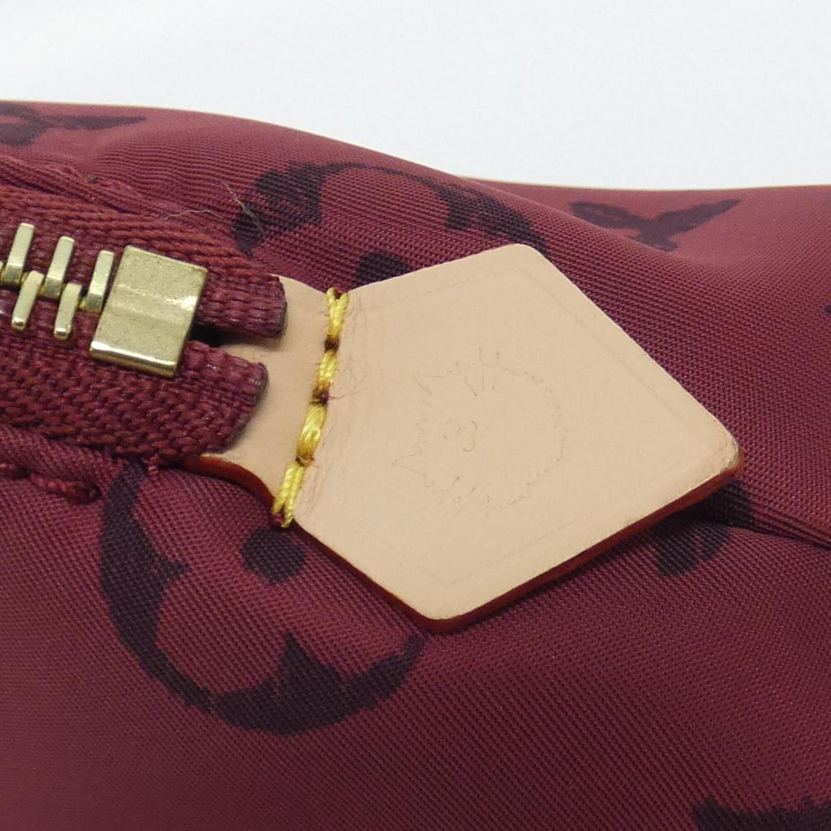 Louis Vuitton Red Color Nylon Handbag Pochette Pouch (Pre-Owned)