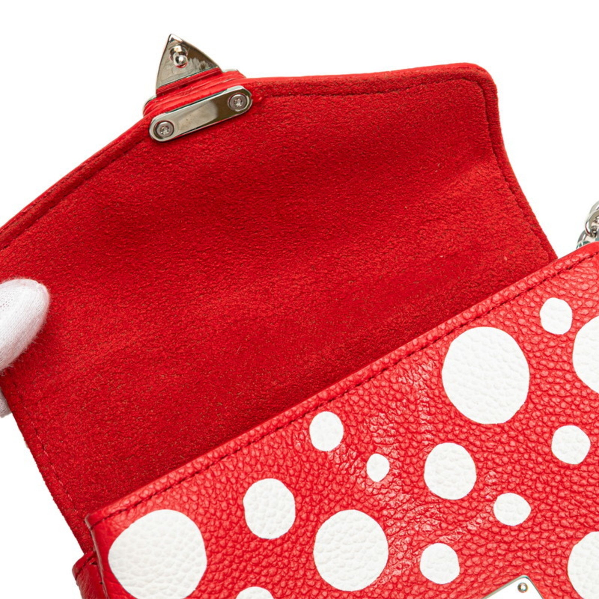 Louis Vuitton Yayoi Kusama Red Color White Leather Handbag Shoulder Bag (Pre-Owned)