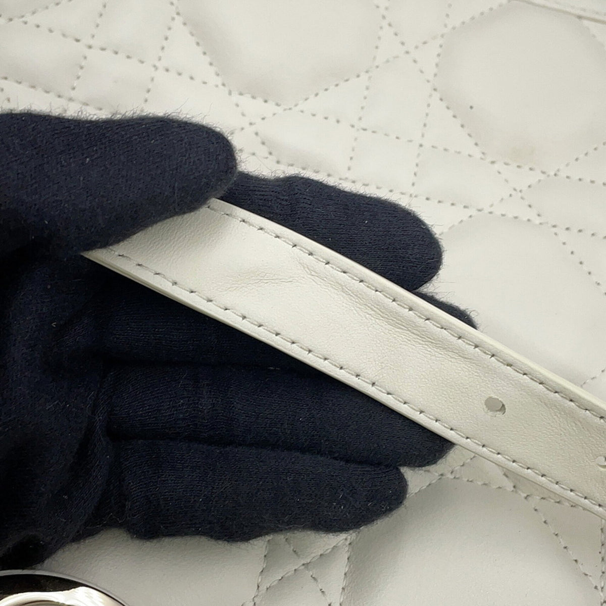 Christian Dior White Leather Handbag Tote Bag (Pre-Owned)