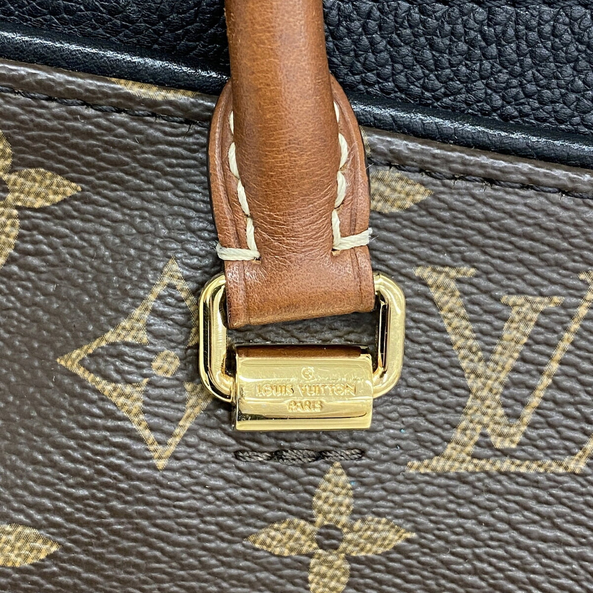 Louis Vuitton Noir Handbag (Pre-Owned)