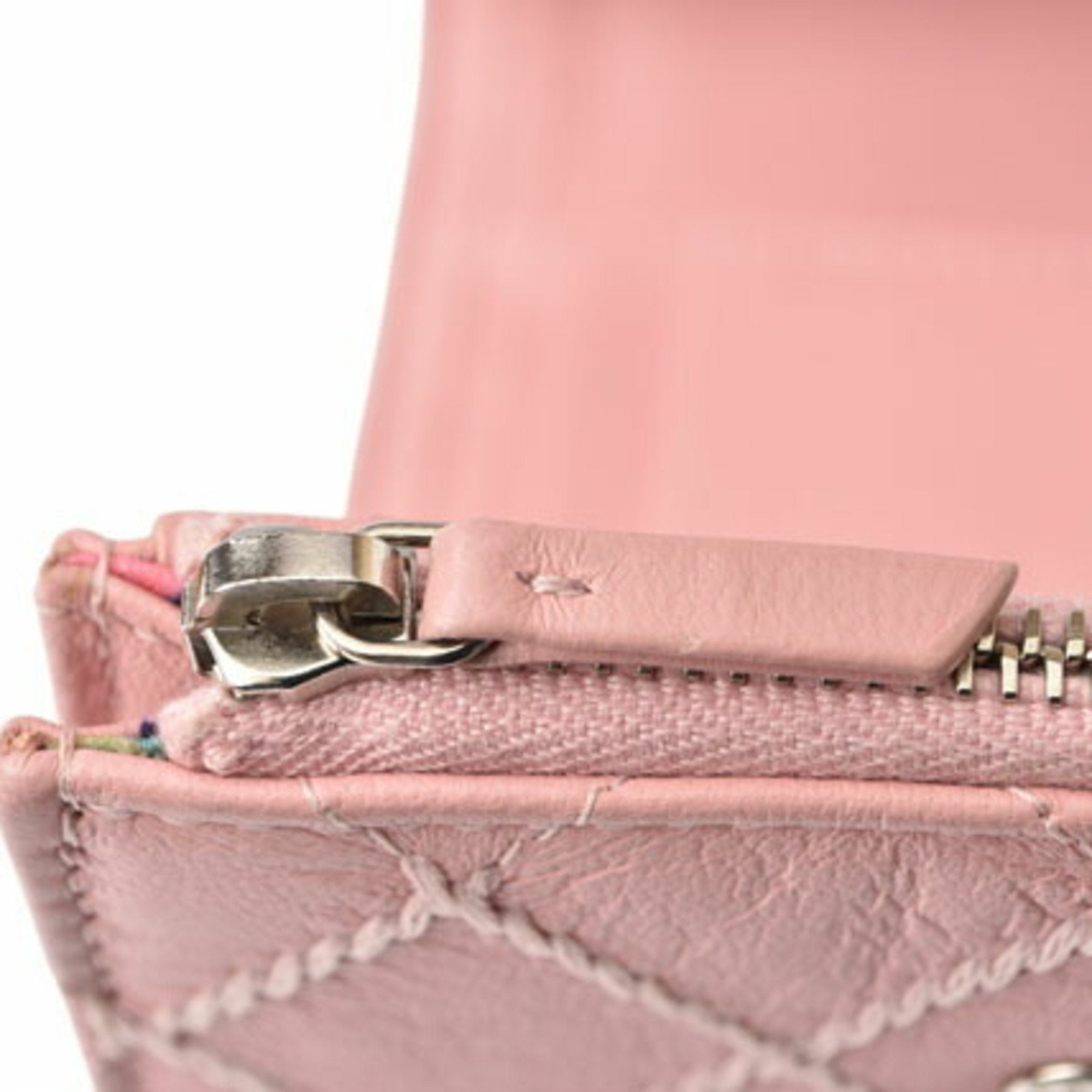 Chanel Pink Leather Wallet (Tri-Fold) (Pre-Owned)