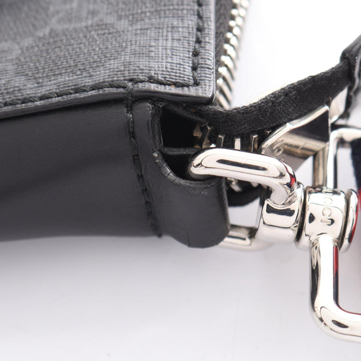 Gucci Black Multi-Color Pvc Leather Handbag Messenger Bag Shoulder Bag (Pre-Owned)