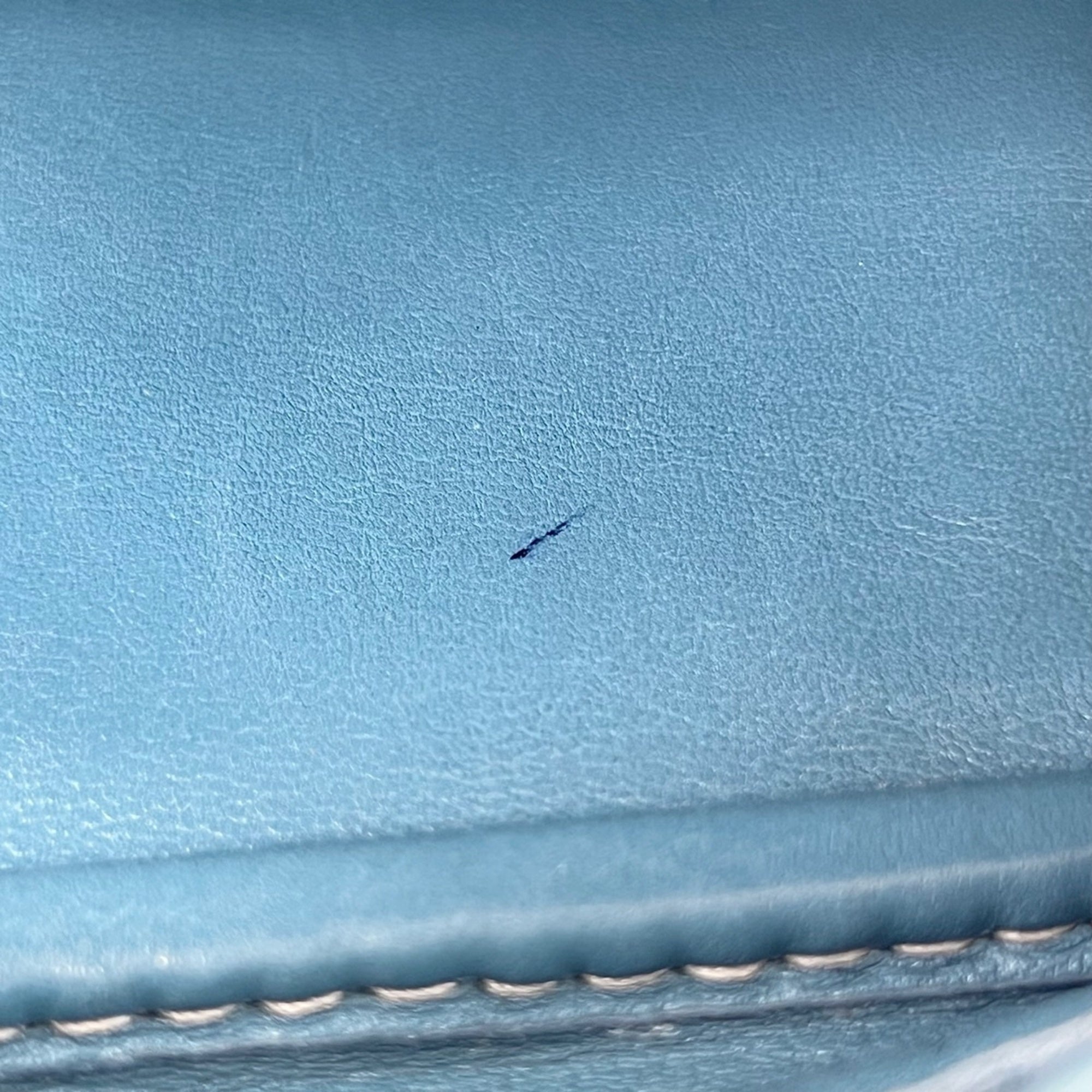 Hermes Blue Handbag (Pre-Owned)