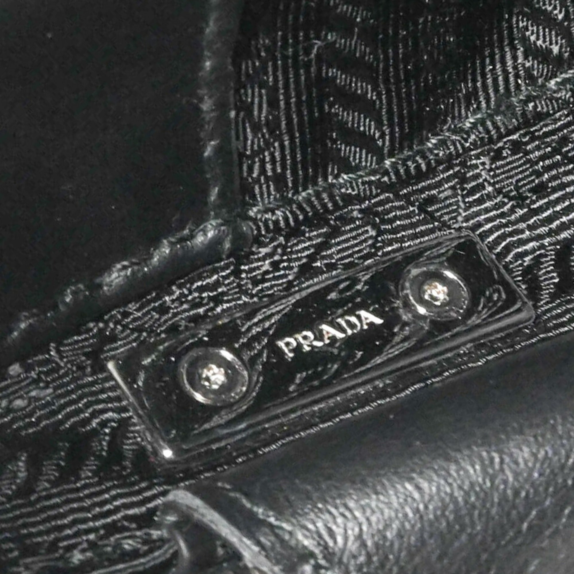 Prada Black Saffiano Triangle Shoulder Bag (Pre-Owned)