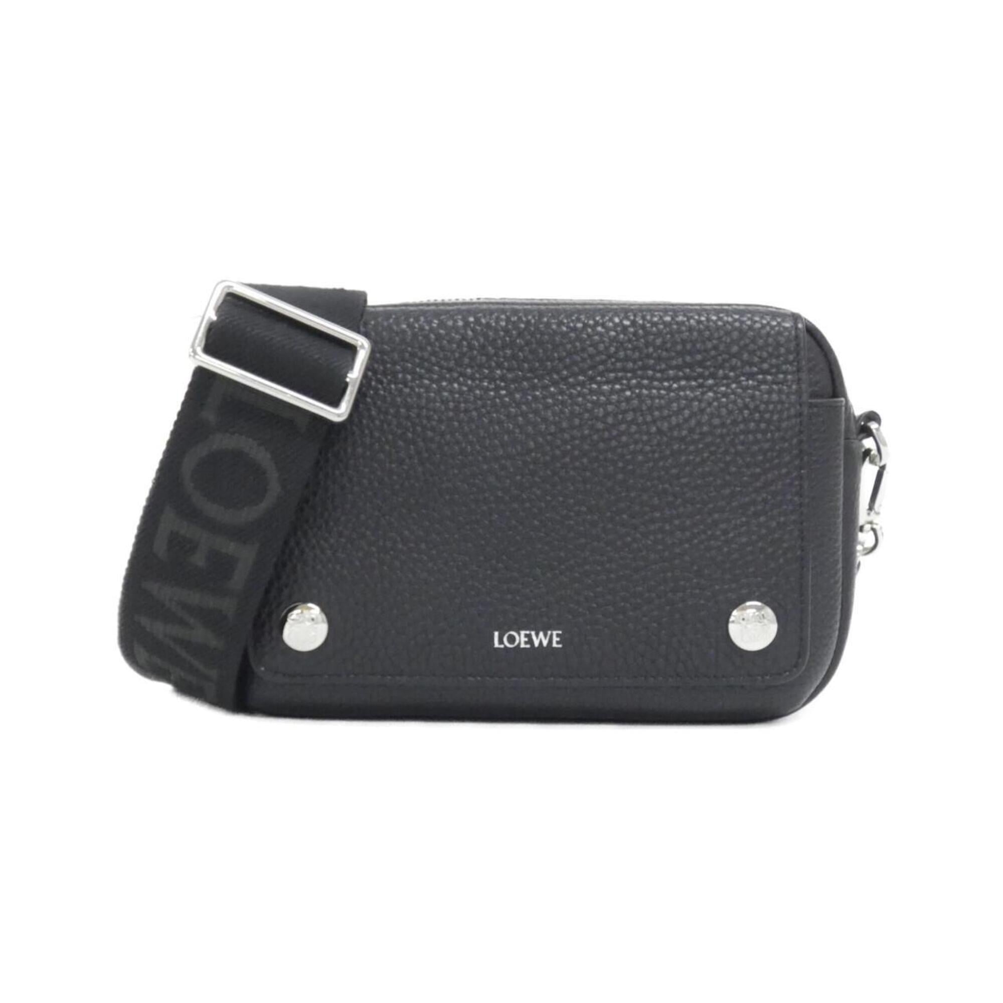 Loewe Black Leather Messenger Bag Shoulder Bag (Pre-Owned)