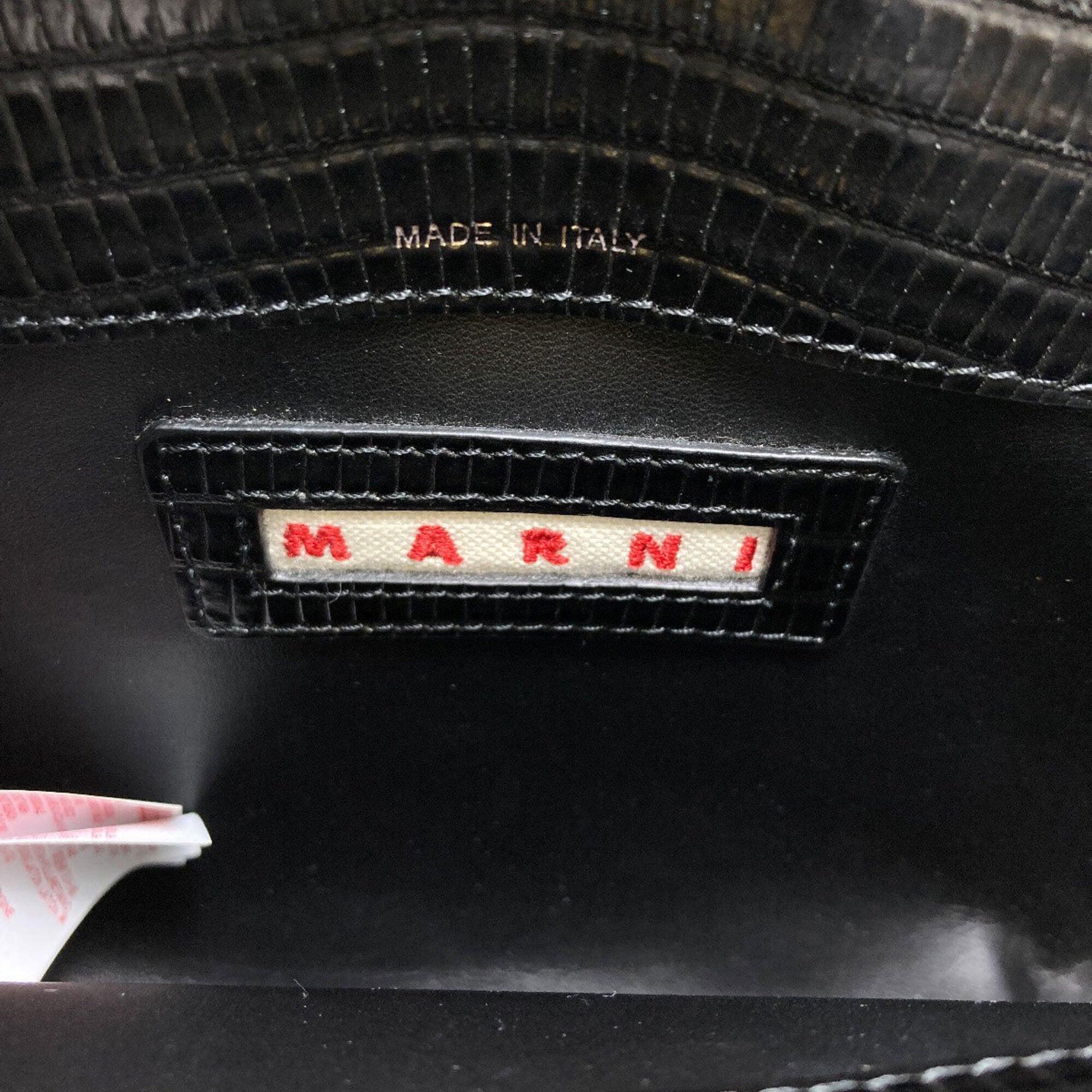 Marni Black Leather Shoulder Bag (Pre-Owned)