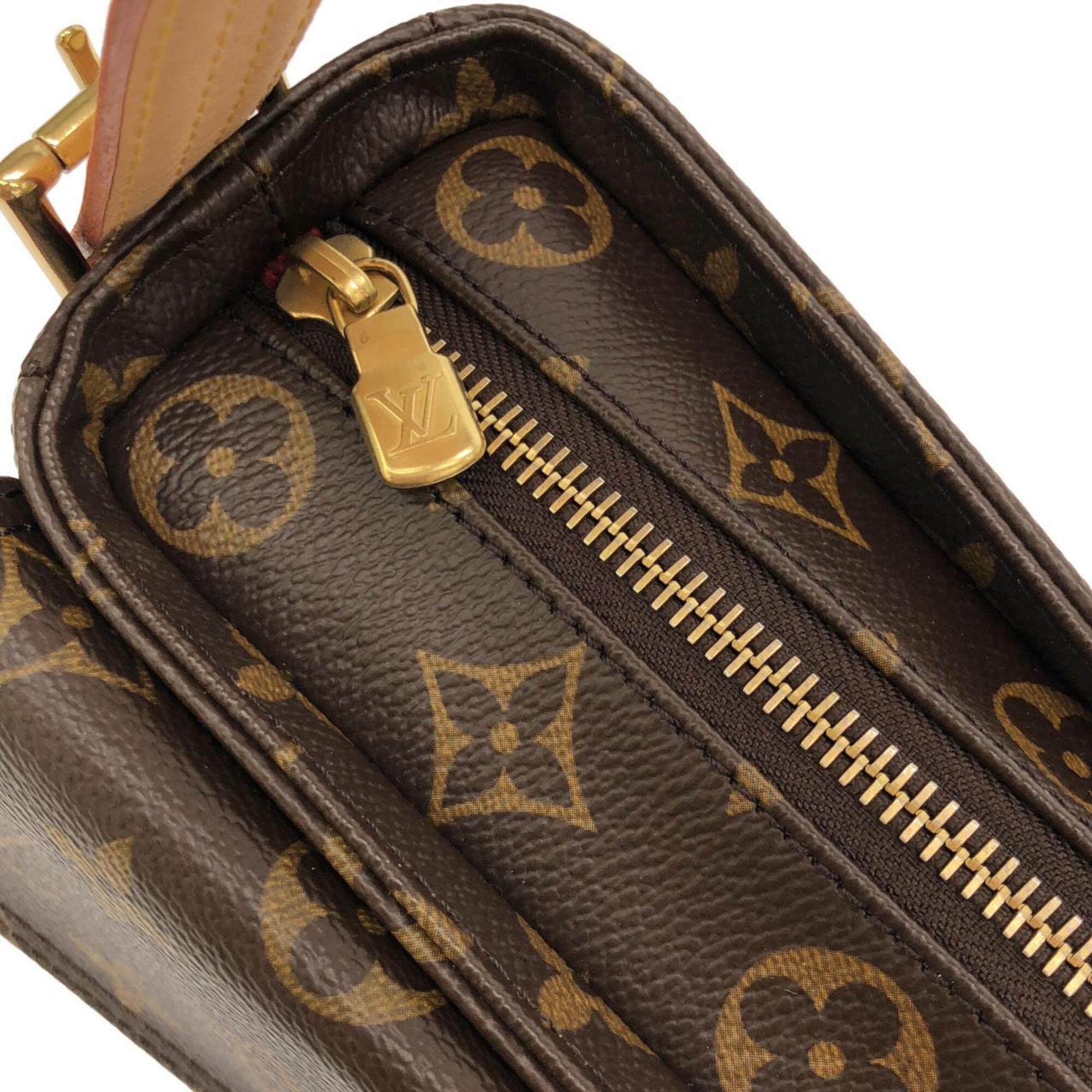 Louis Vuitton Marron Coated Canvas Shoulder Bag (Pre-Owned)