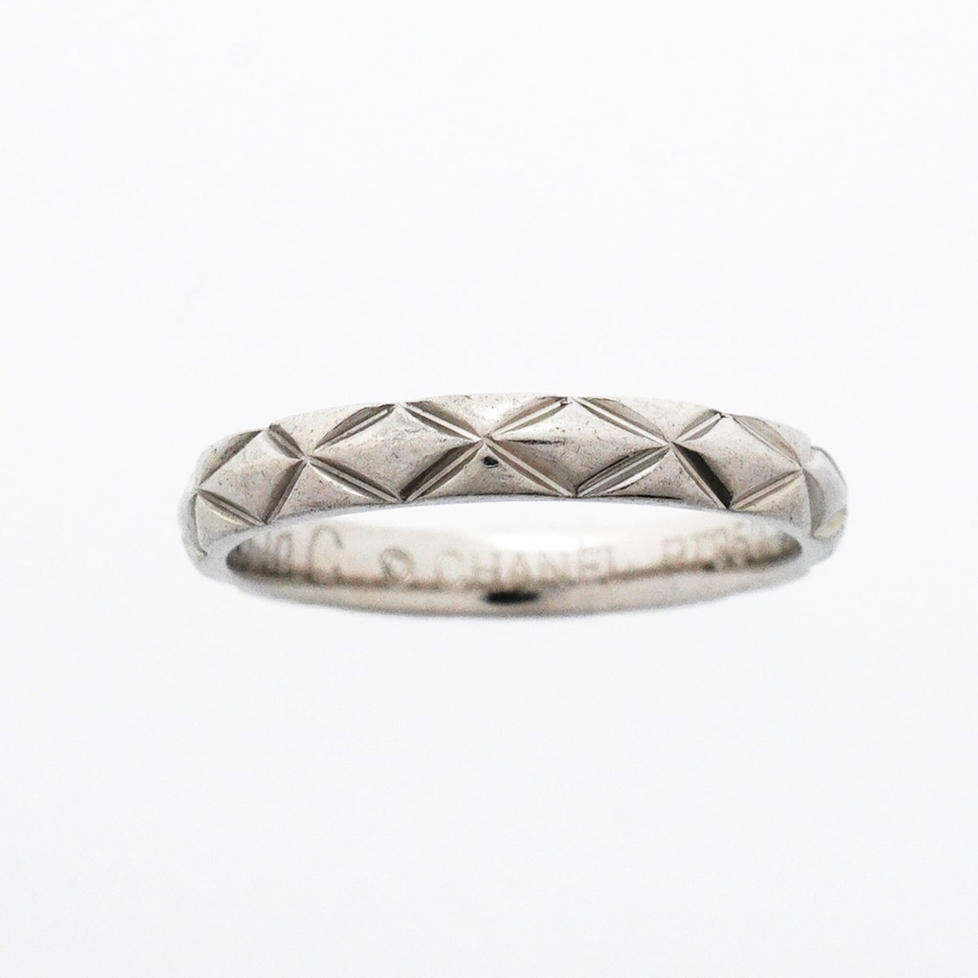Chanel Platinum 950 Band Ring (Pre-Owned)