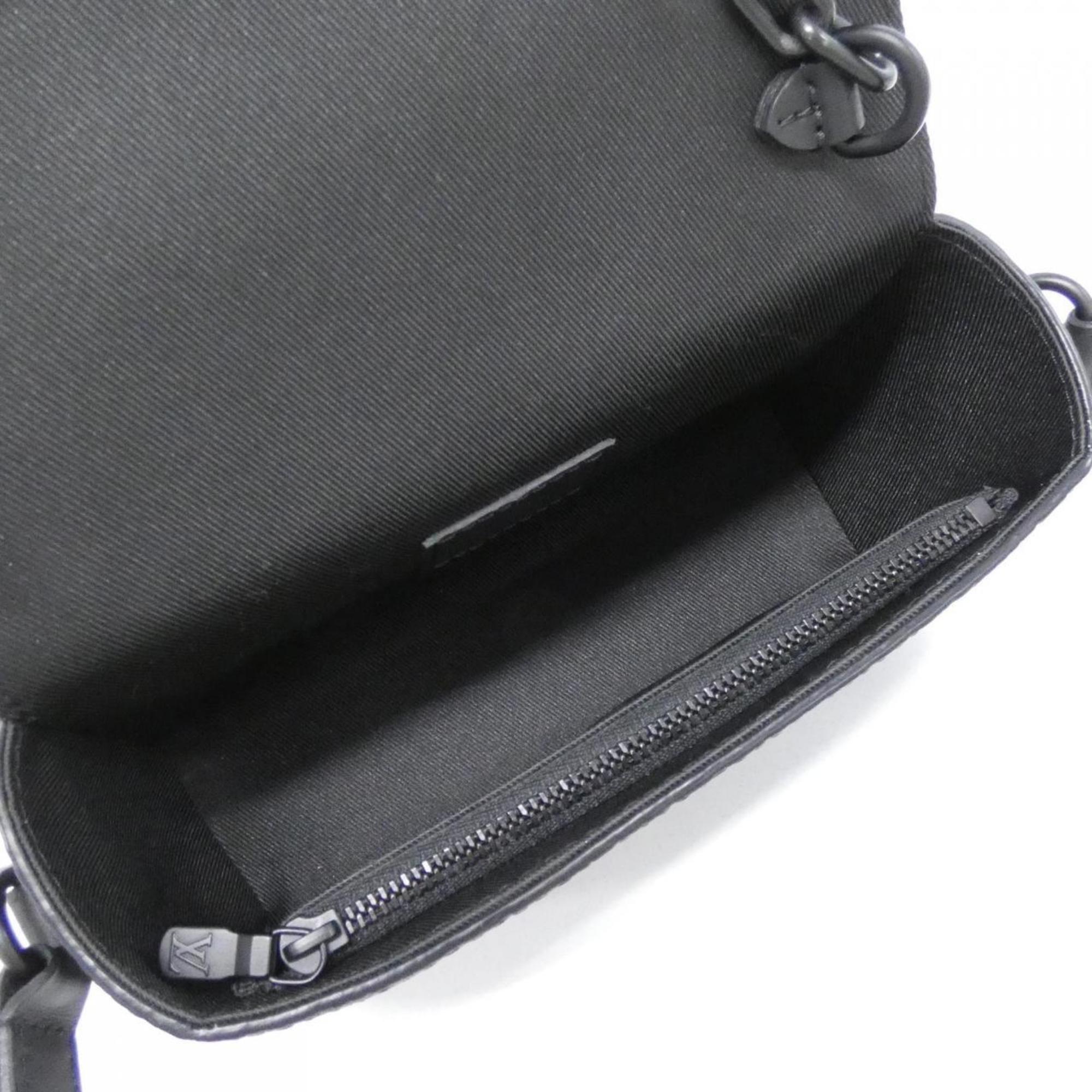 Louis Vuitton Taurillon Black Leather Shoulder Bag (Pre-Owned)