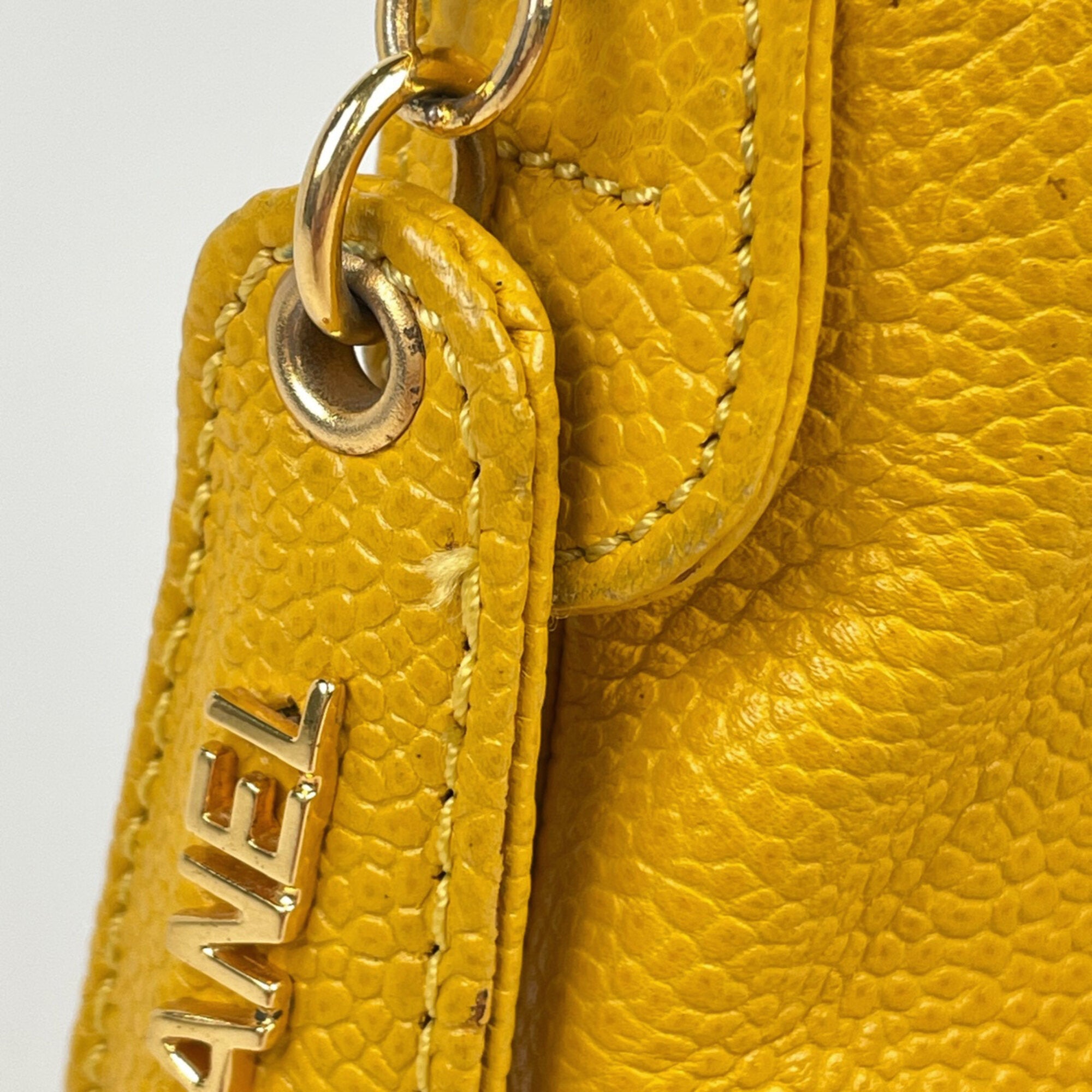 Chanel Yellow Grained Calfskin Shoulder Bag (Pre-Owned)