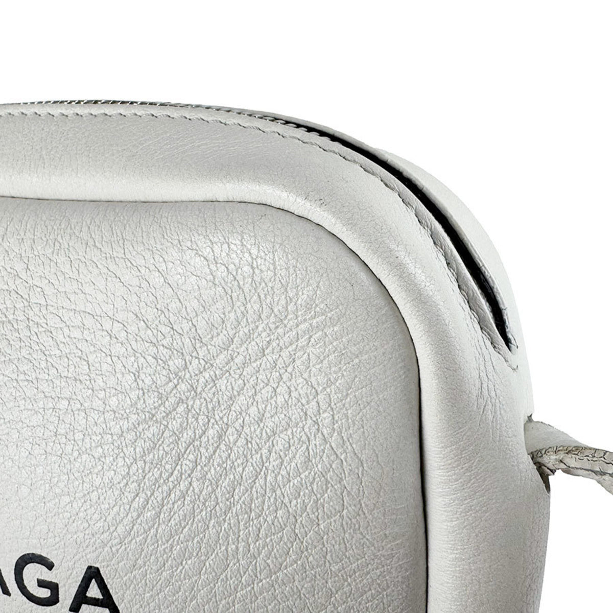 Balenciaga White Leather Shoulder Bag (Pre-Owned)