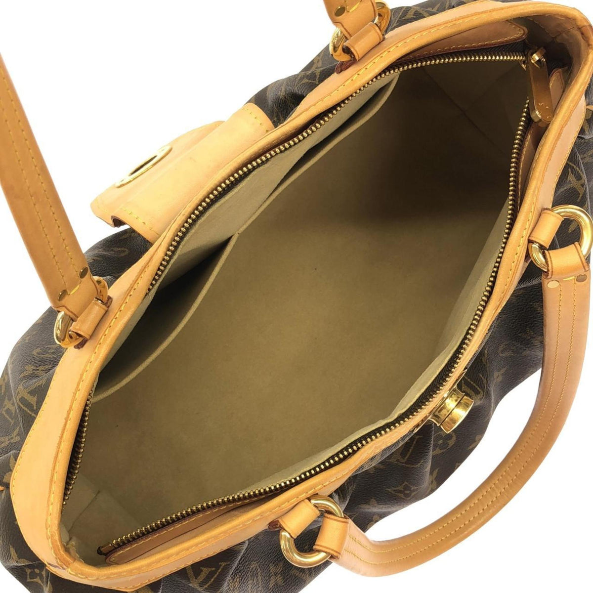 Louis Vuitton Marron Coated Canvas Shoulder Bag (Pre-Owned)