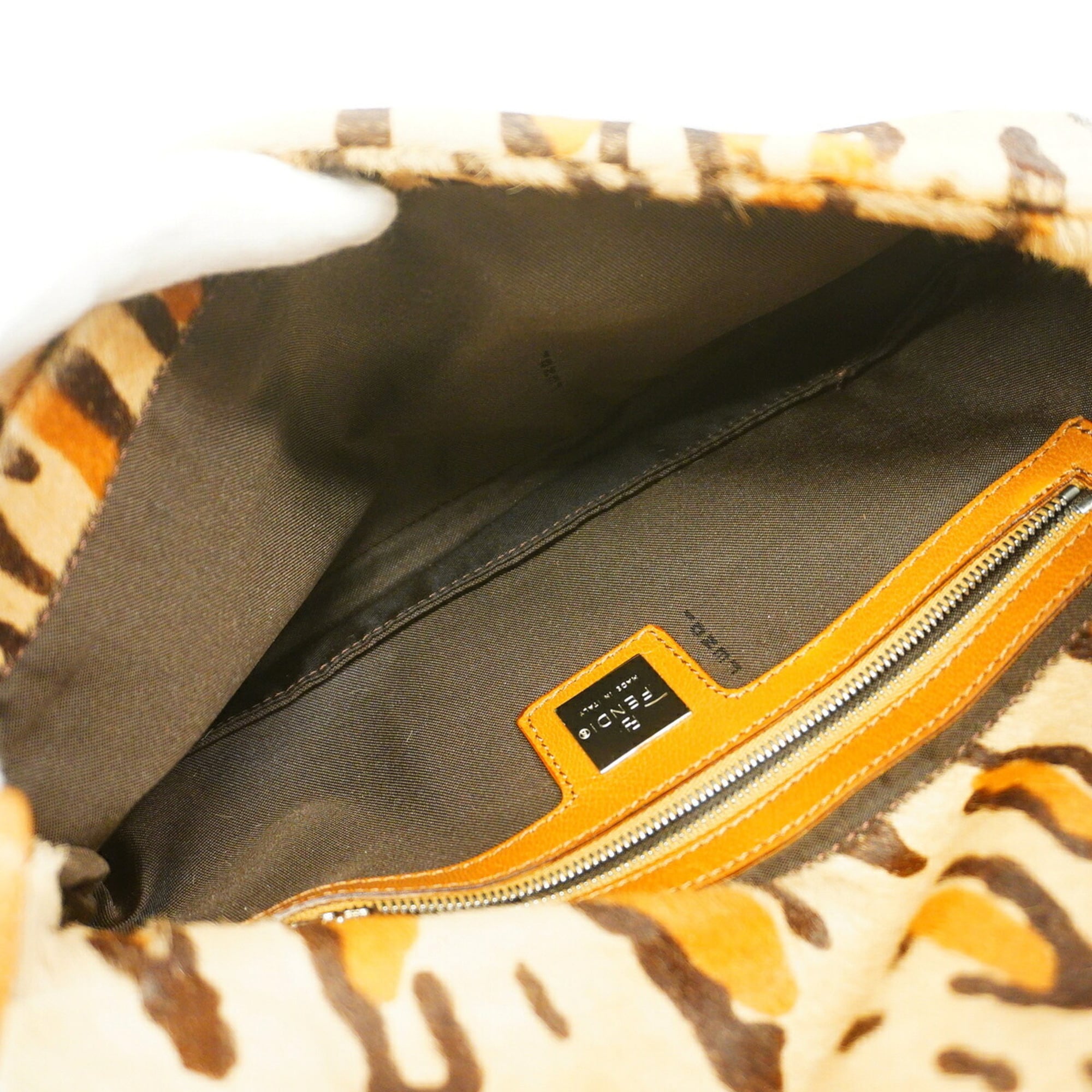 Fendi Beige Brown Handbag (Pre-Owned)