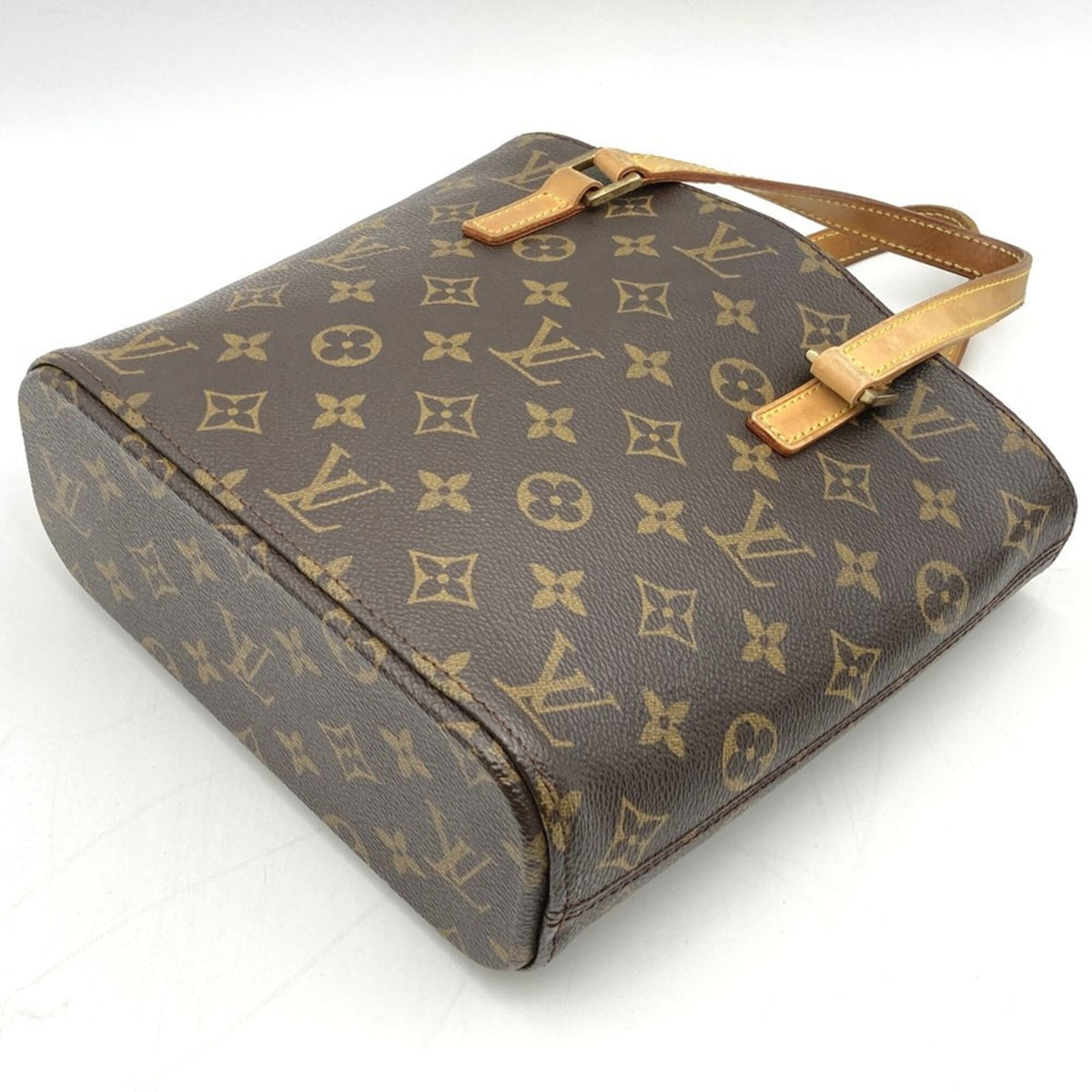 Louis Vuitton Brown Monogram Canvas Handbag (Pre-Owned)