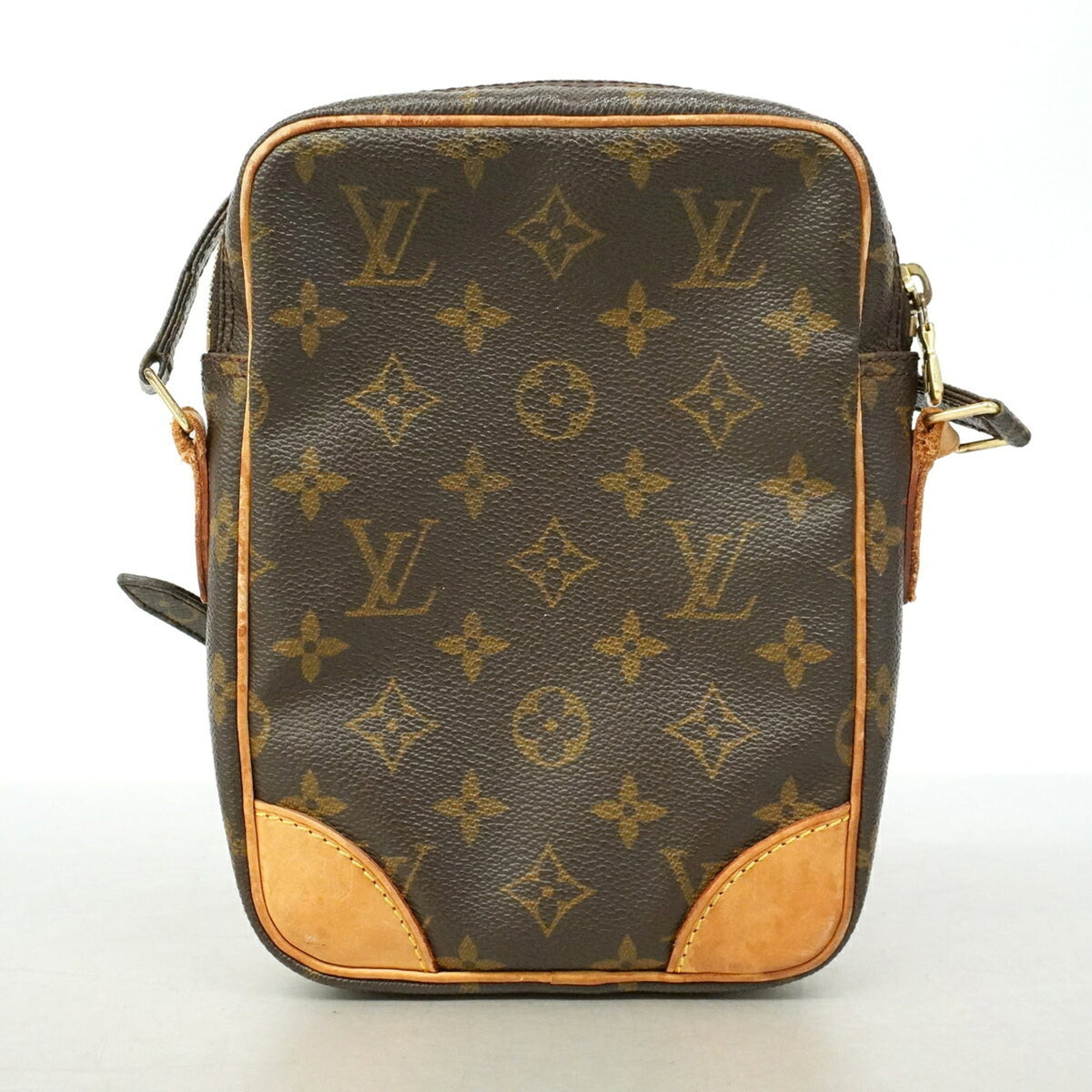 Louis Vuitton Brown Shoulder Bag (Pre-Owned)