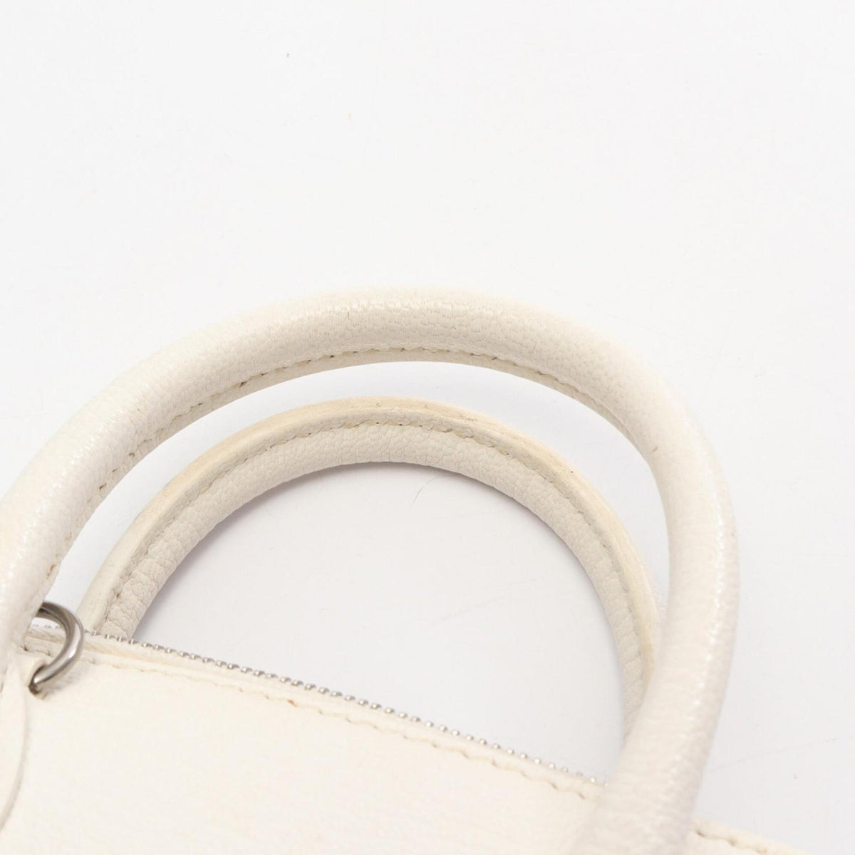 Hermes White Chevre Leather Handbag (Pre-Owned)