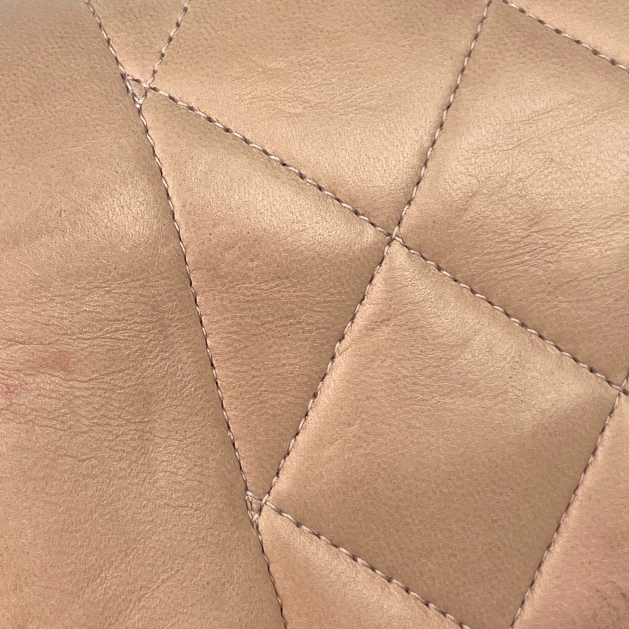 Chanel Pink Beige Leather Shoulder Bag (Pre-Owned)