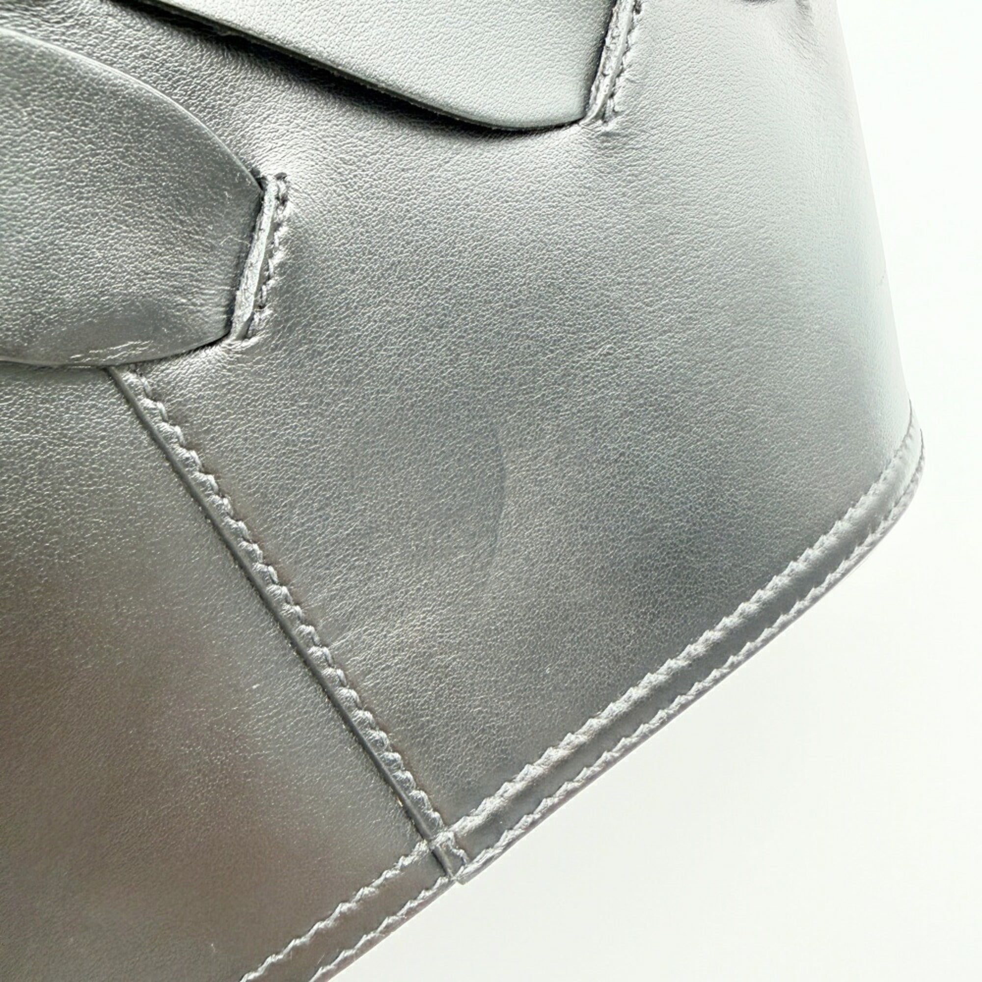 Prada Black Leather Tote Bag (Pre-Owned)