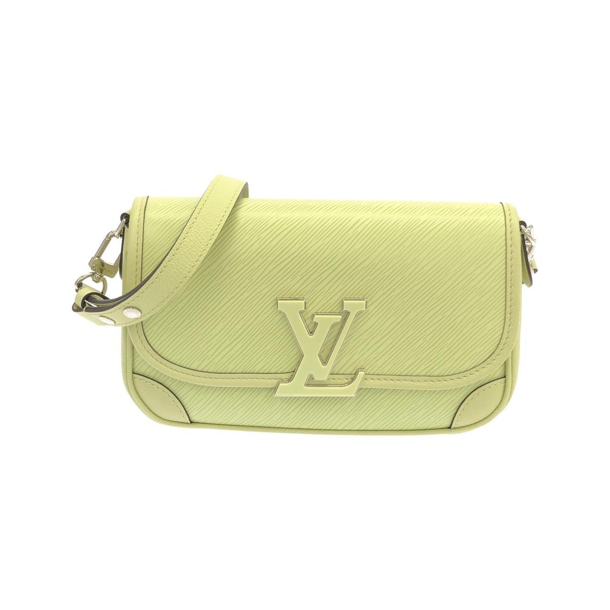 Louis Vuitton Green Vert Leather Shoulder Bag (Pre-Owned)