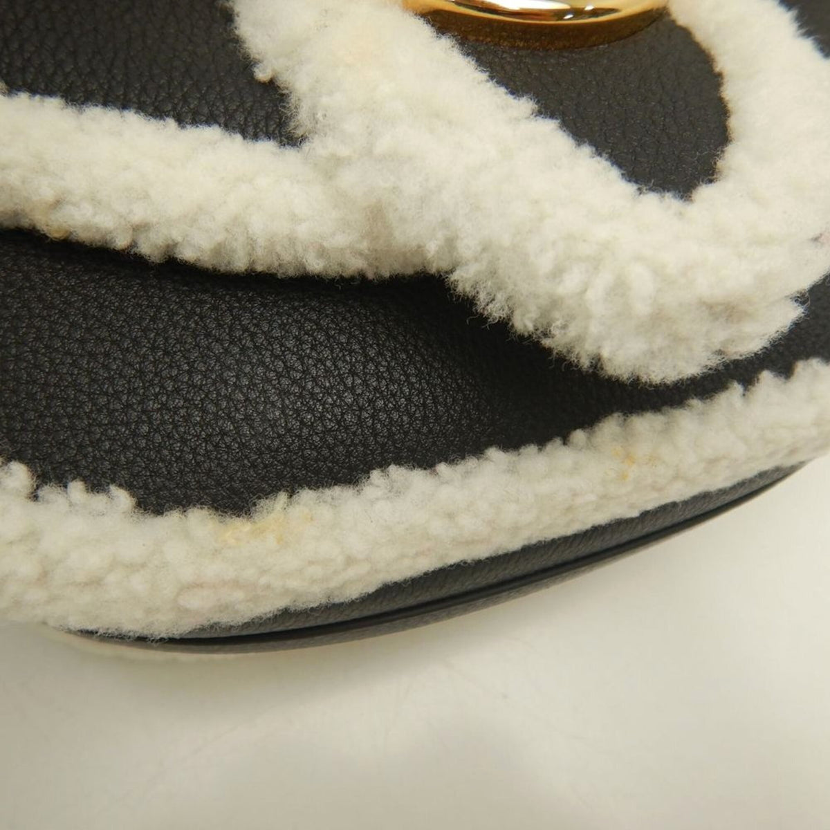 Louis Vuitton Noir White Wool Leather Shoulder Bag (Pre-Owned)
