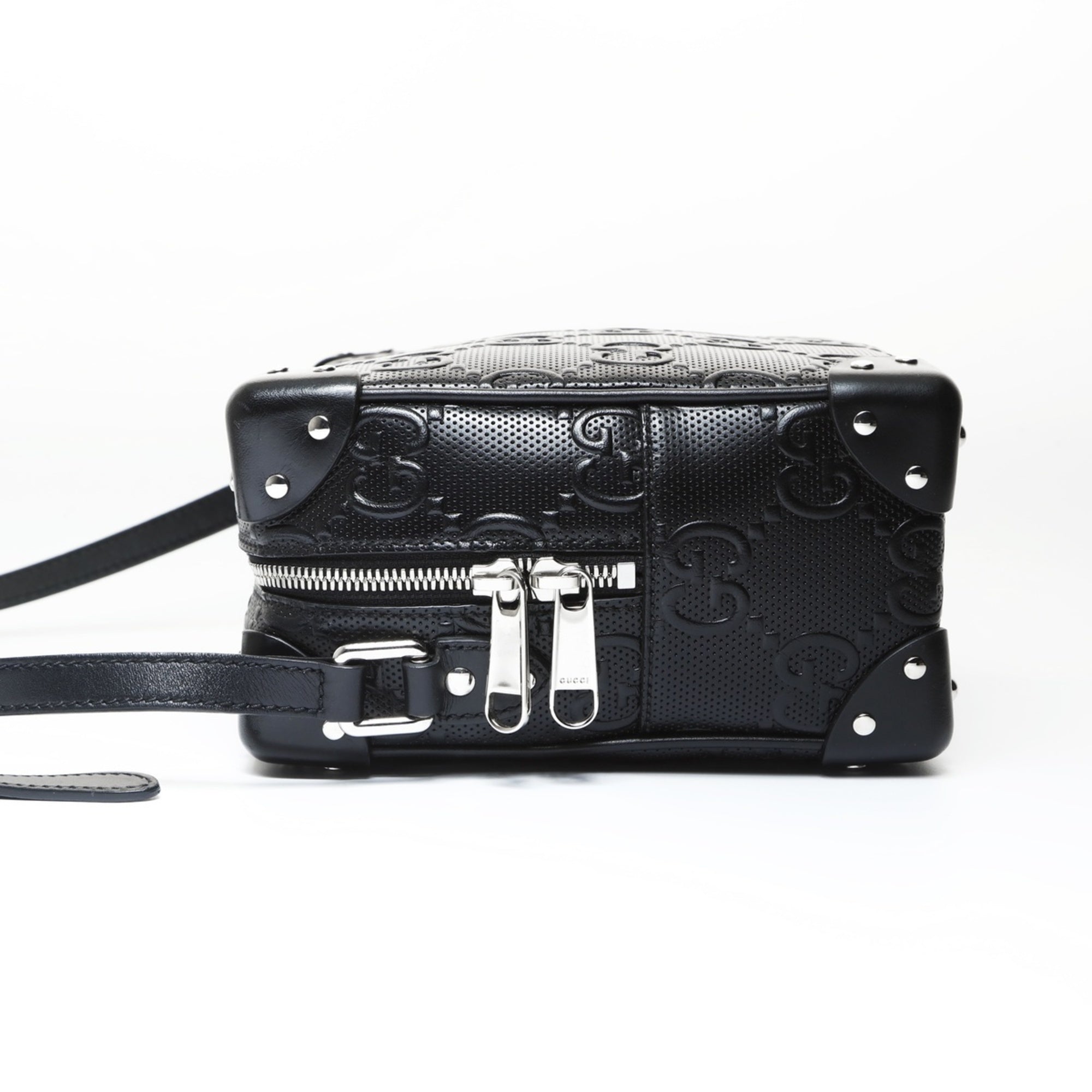 Gucci Black Embossed Shoulder Bag (Pre-Owned)