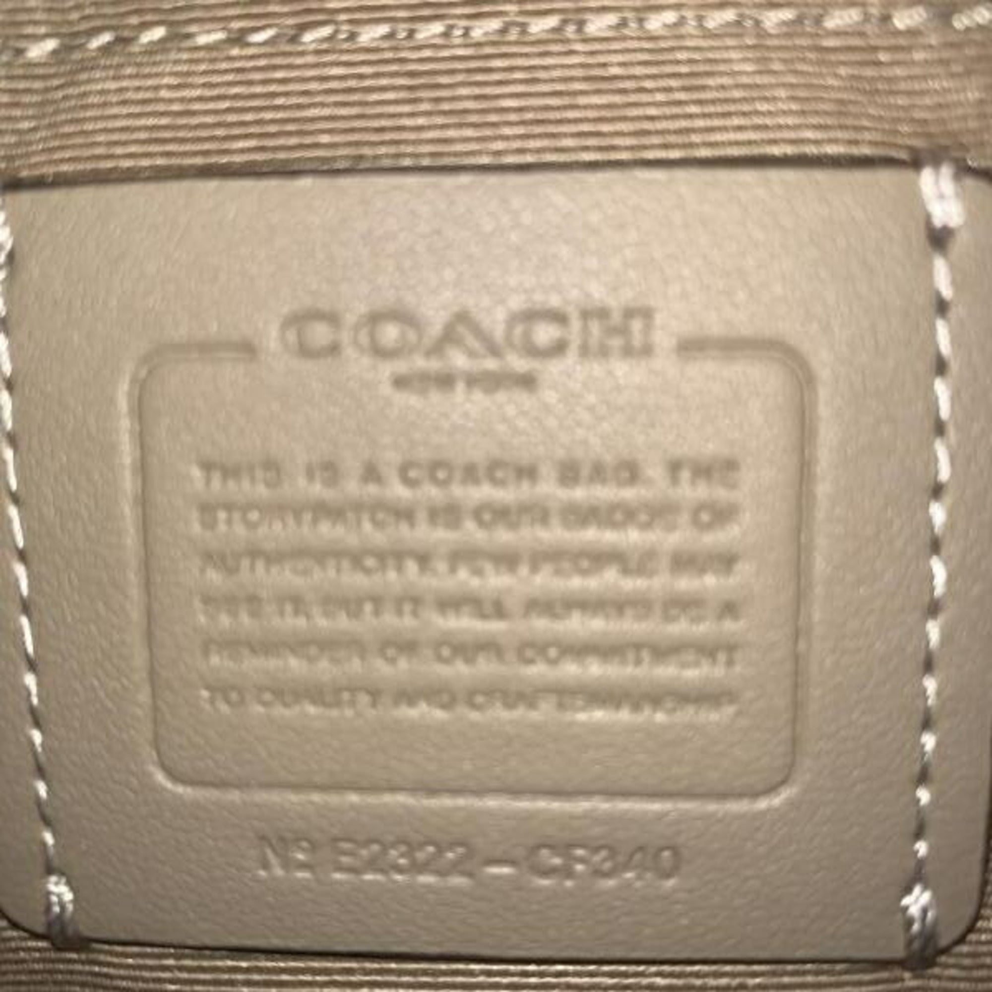 Coach Signature Khaki Shoulder Bag (Pre-Owned)