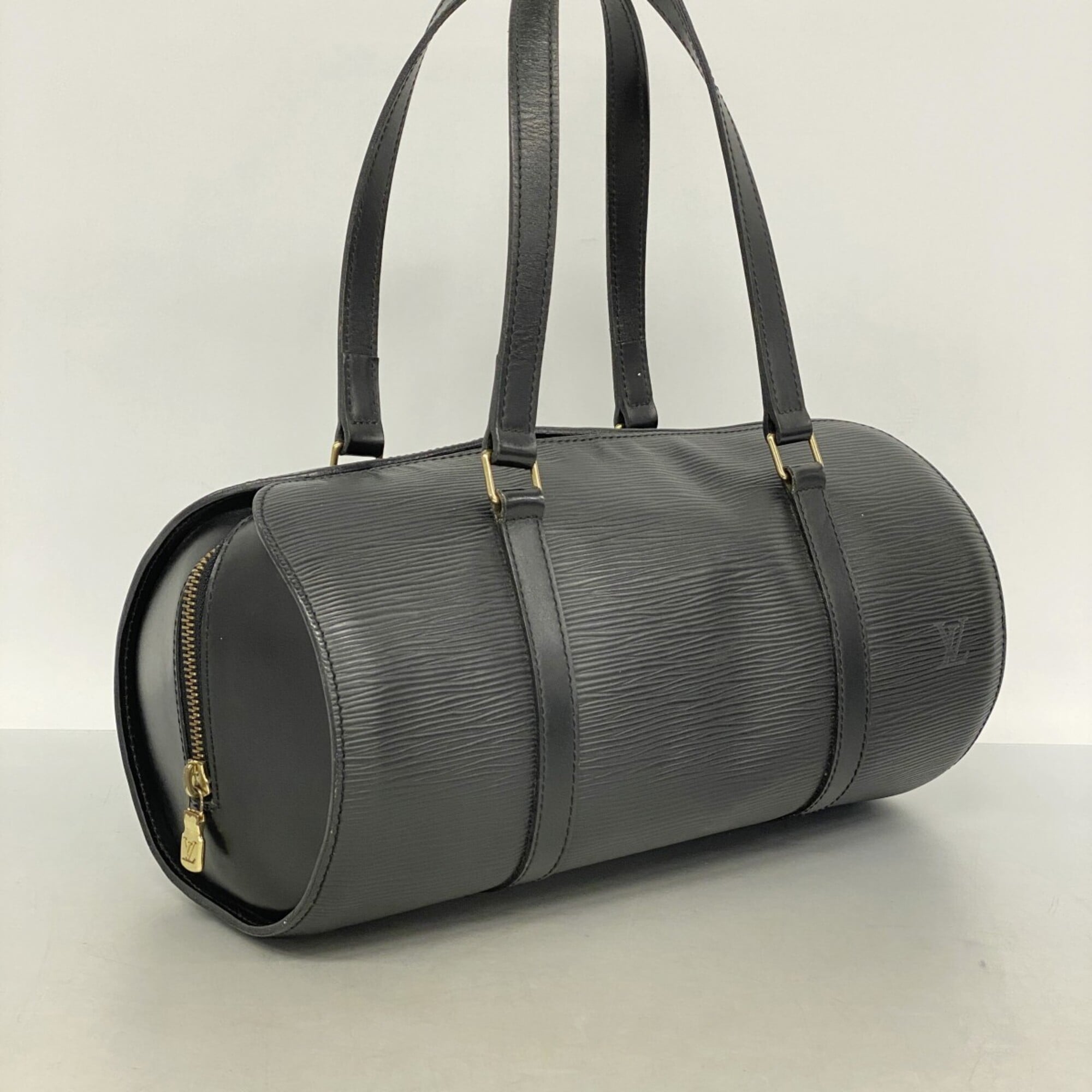 Louis Vuitton Noir Handbag (Pre-Owned)