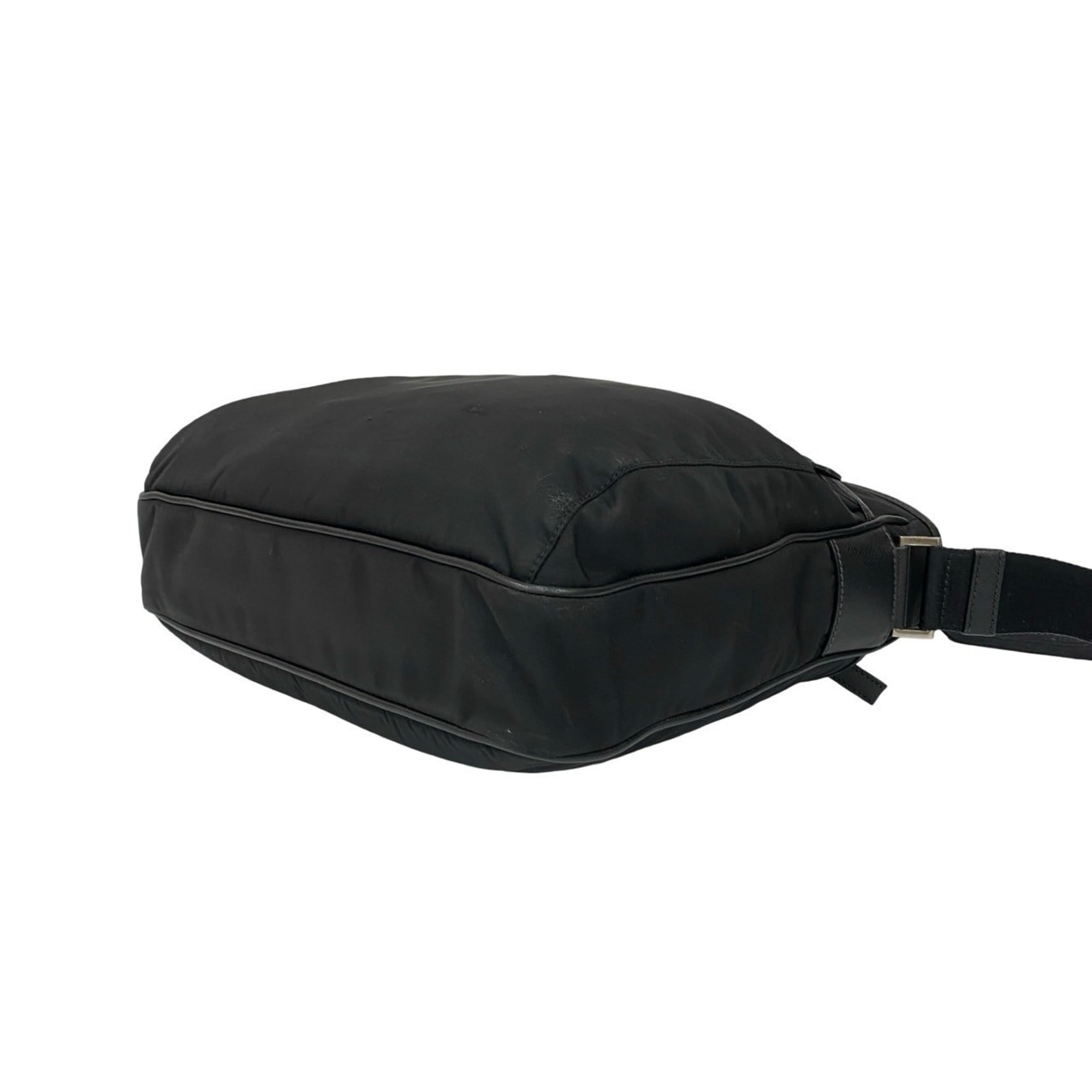 Prada Black Nylon Leather Messenger Bag Shoulder Bag (Pre-Owned)