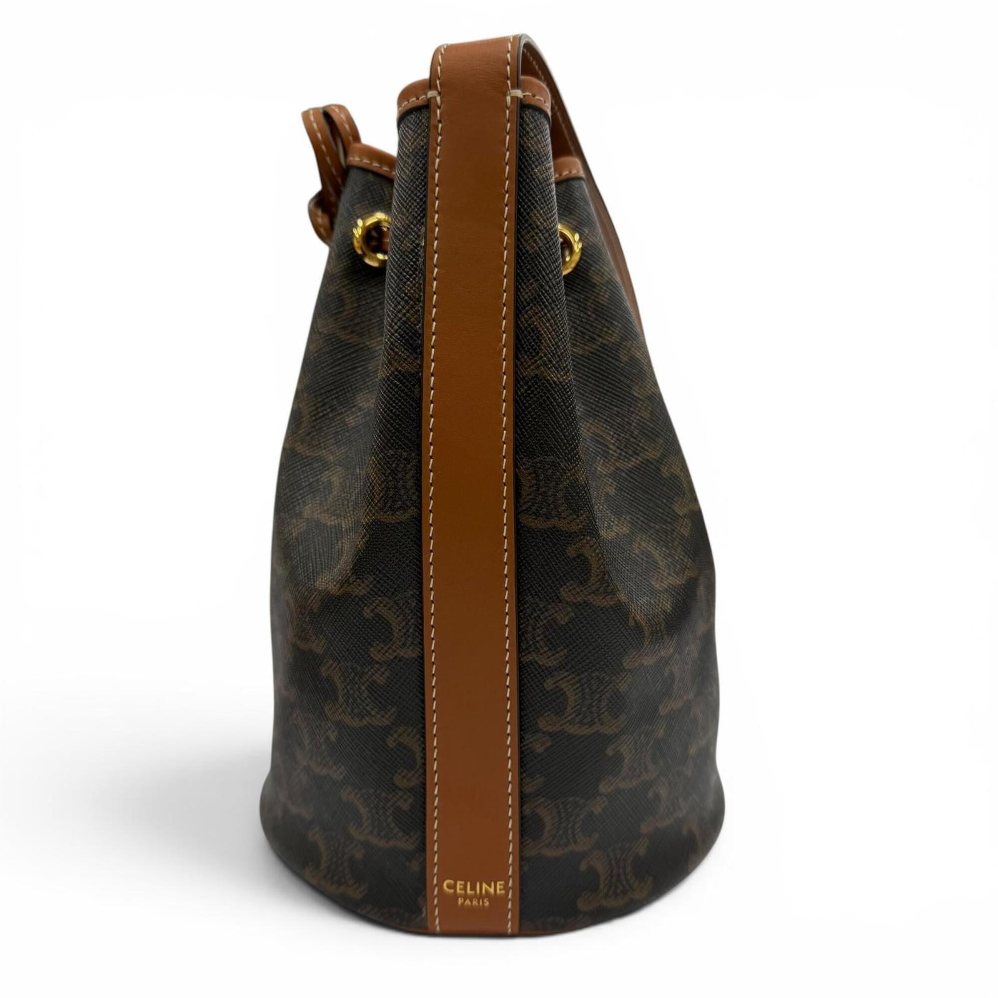 Celine Canvas Shoulder Bag (Pre-Owned)
