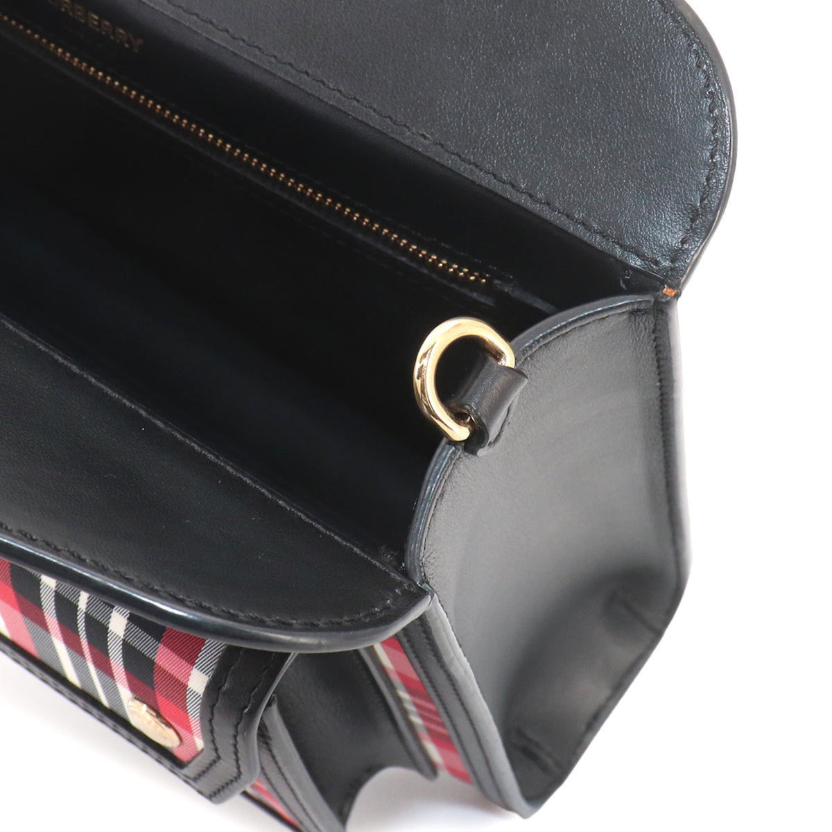 Burberry Black Red Color Leather Nylon Handbag (Pre-Owned)